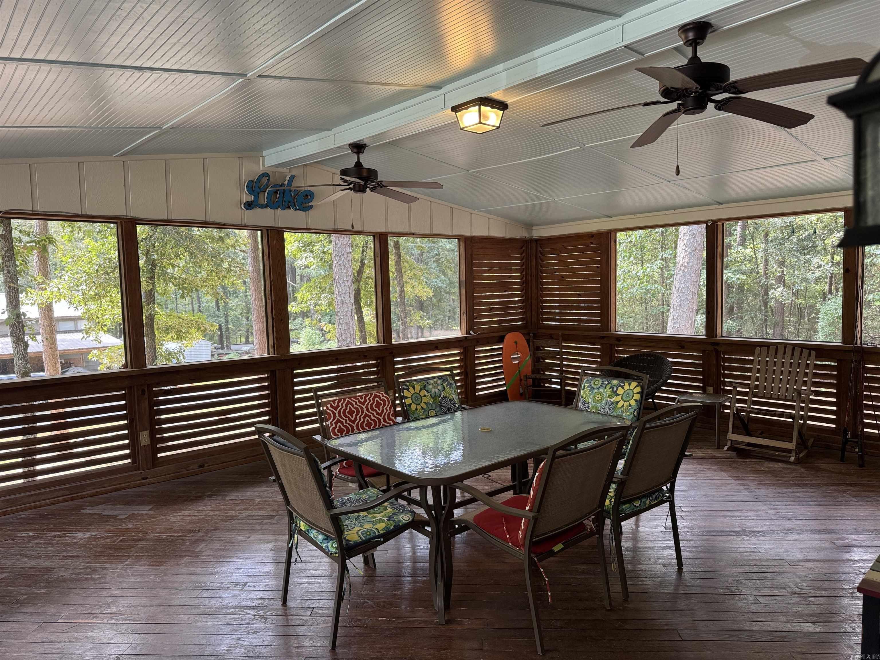 1950 Northshore  Greers Ferry, AR