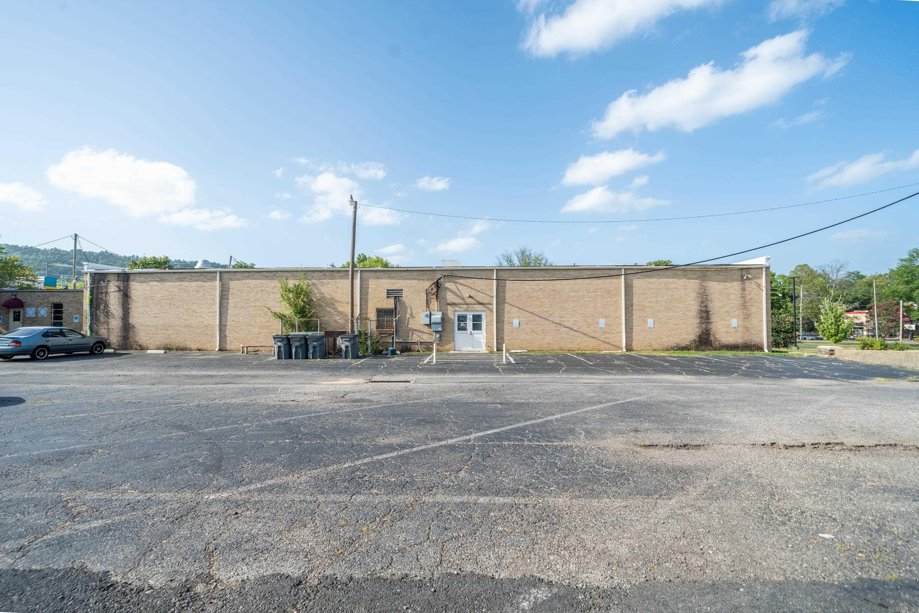 311 W Grand Ave 315 W Grand Hot Springs, AR