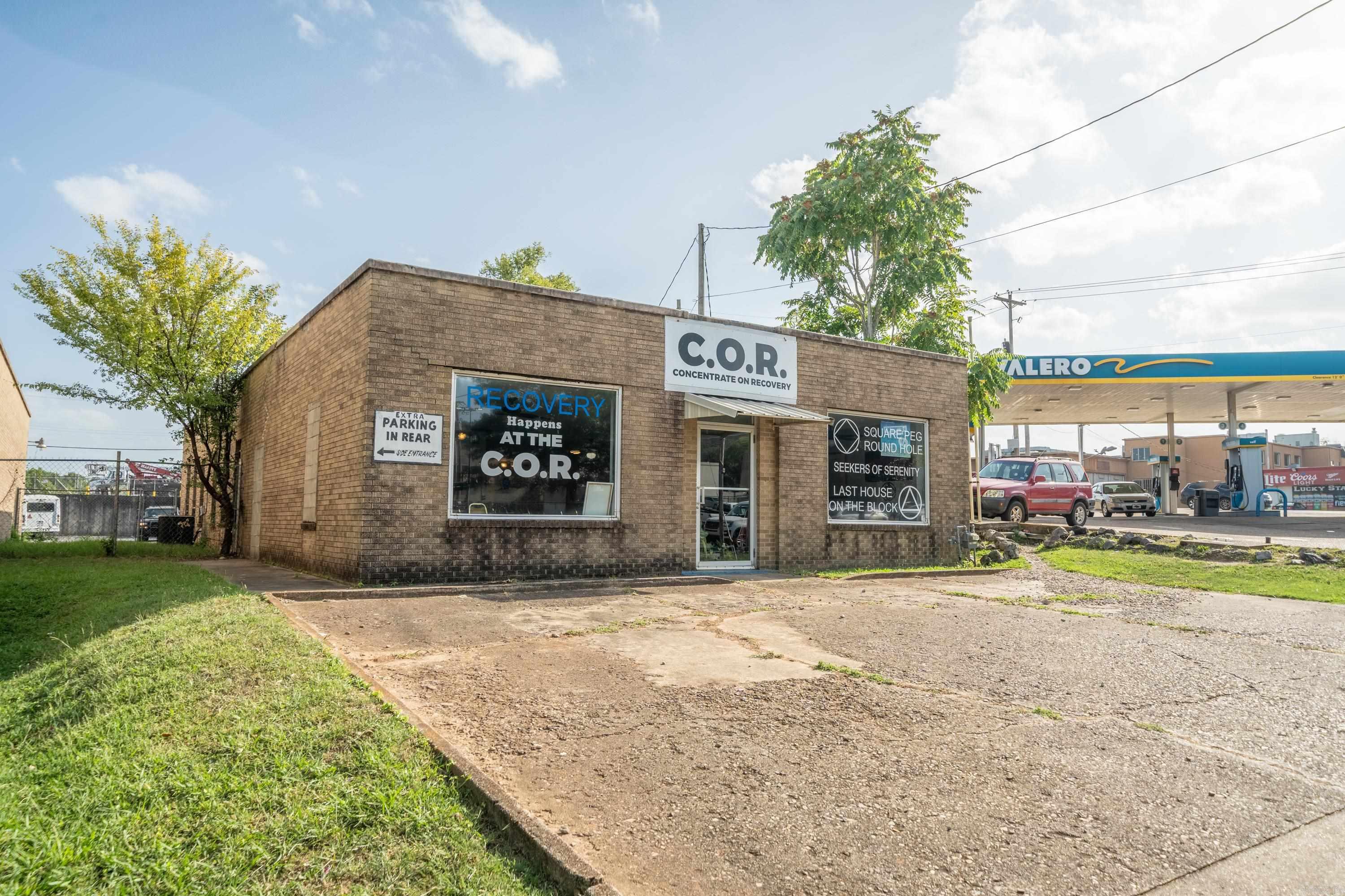 311 W Grand Ave 315 W Grand Hot Springs, AR