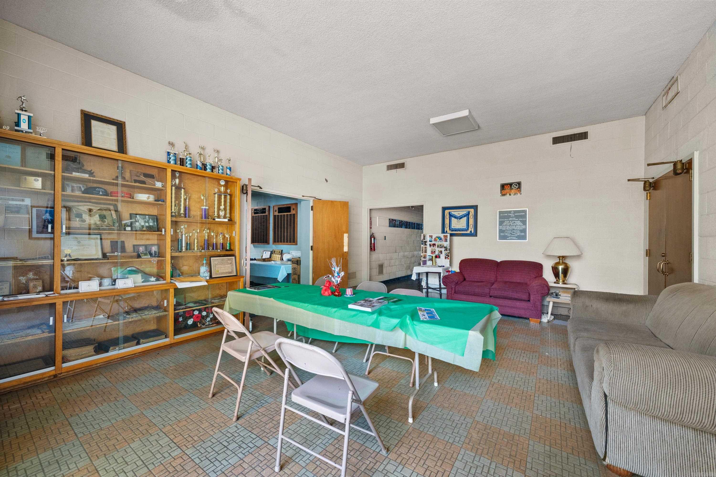 311 W Grand Ave 315 W Grand Hot Springs, AR