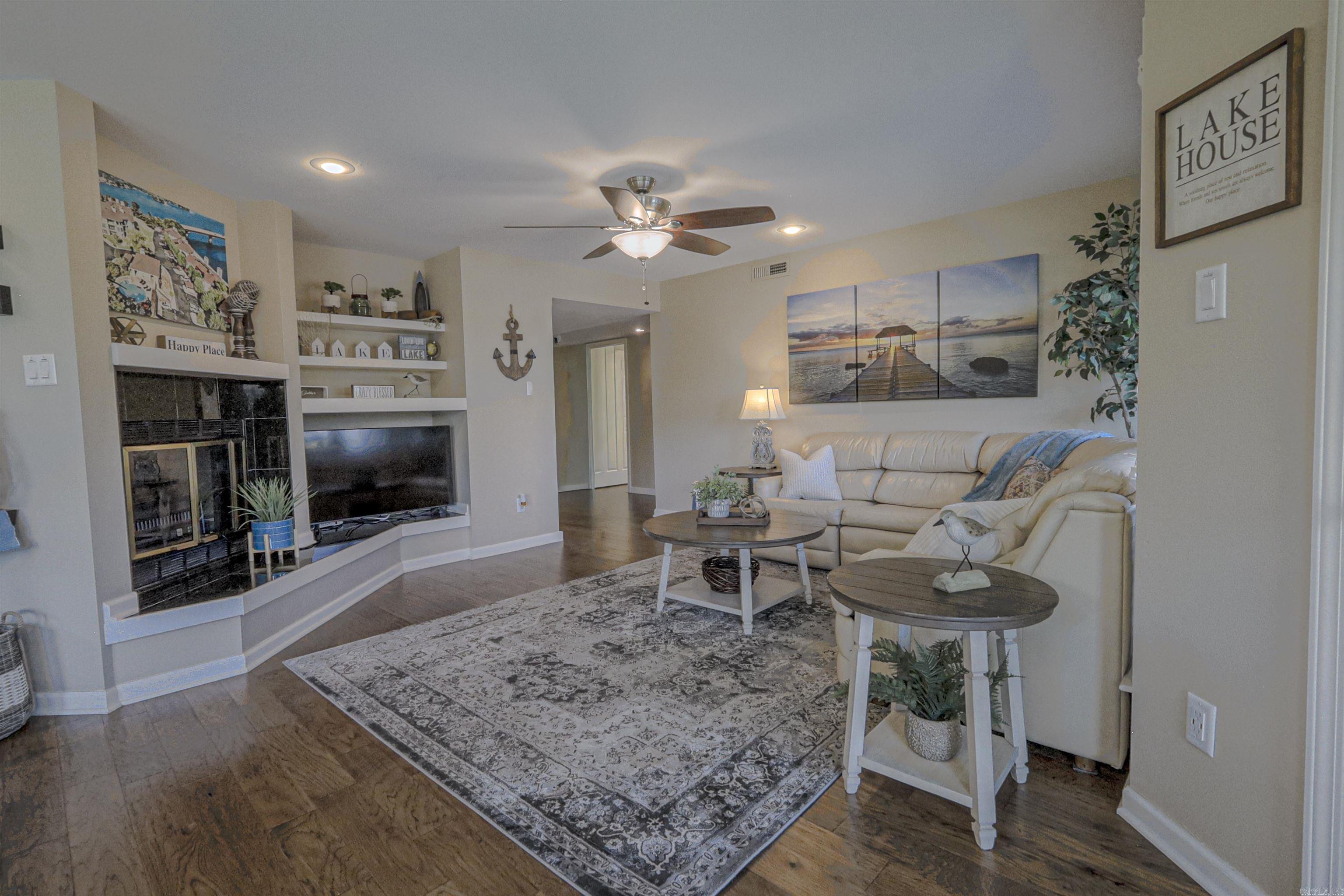 101 Long Island Dr Drive