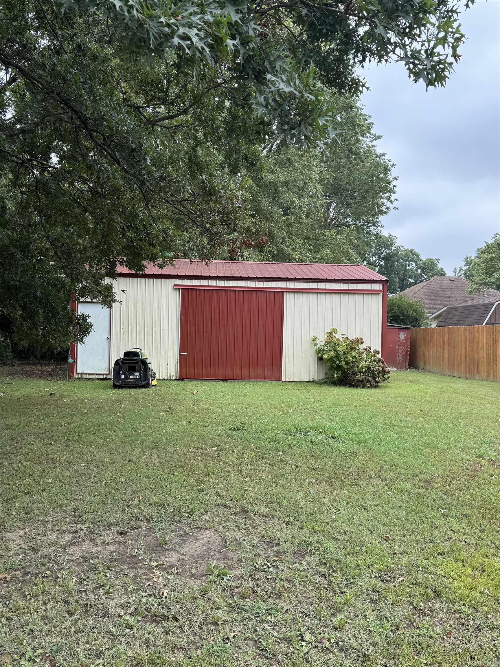 591 Valarie Ln  Piggott, AR