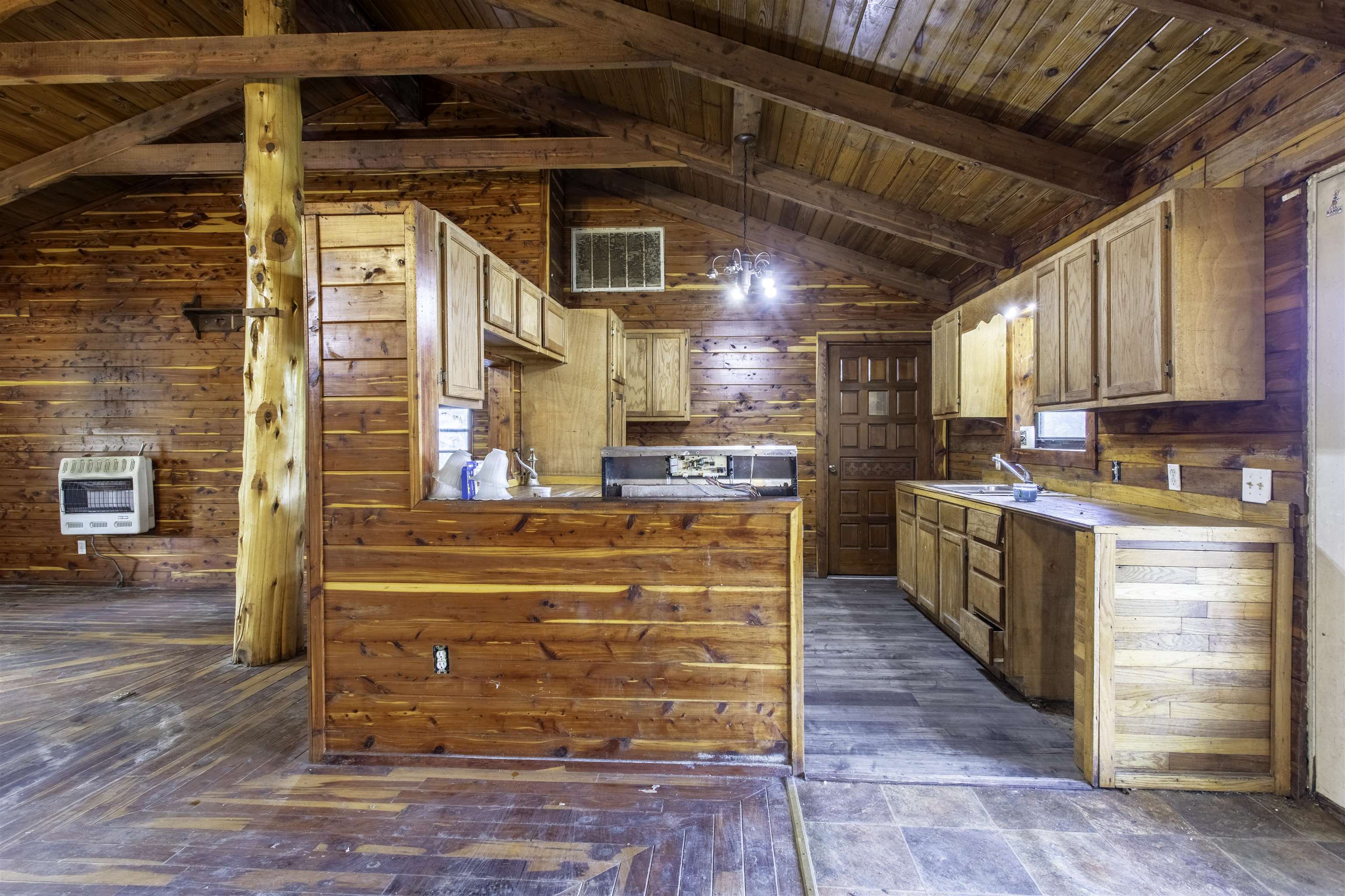 101 Hills Farm Lane Evening Shade, AR 72532