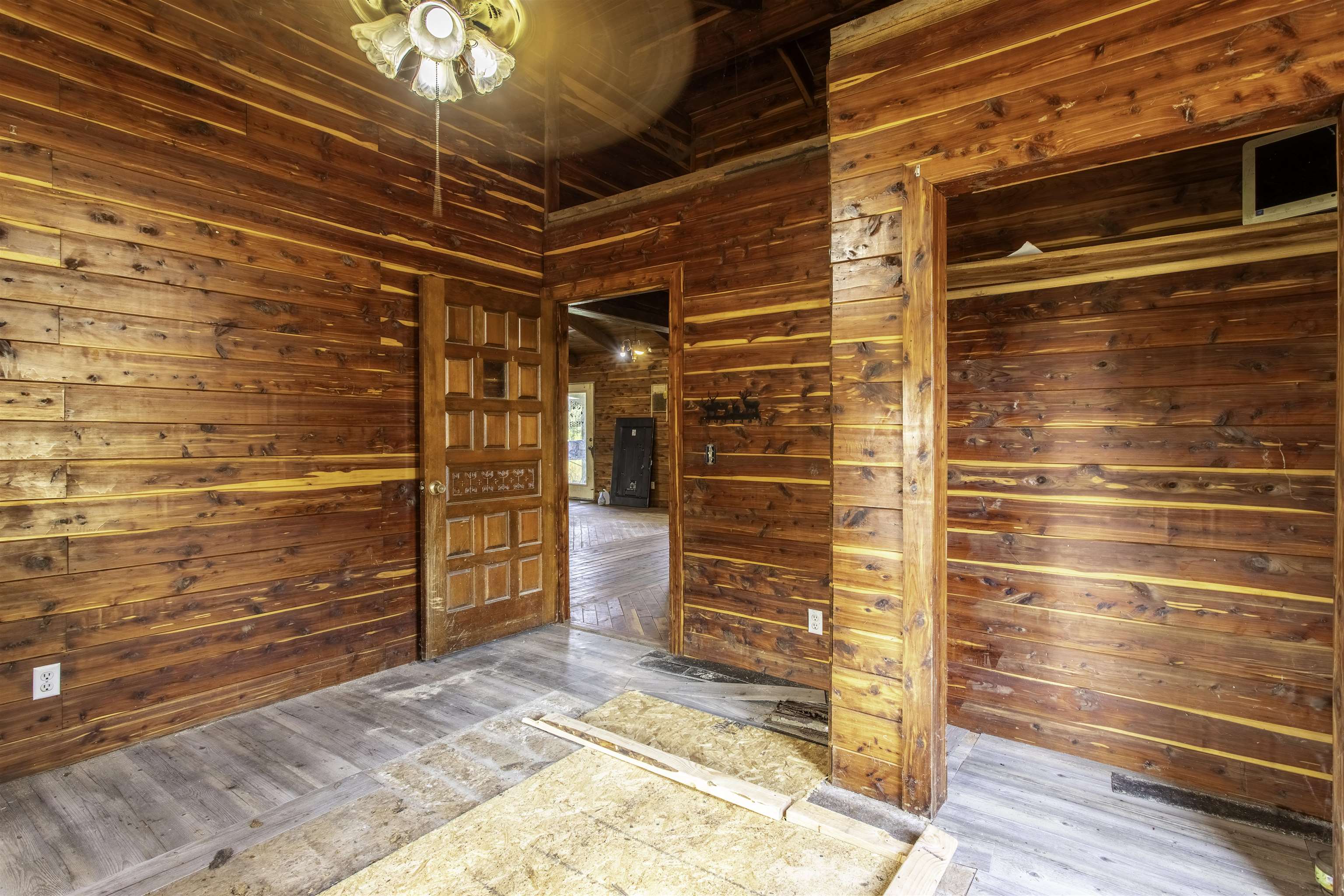 101 Hills Farm Lane Evening Shade, AR 72532