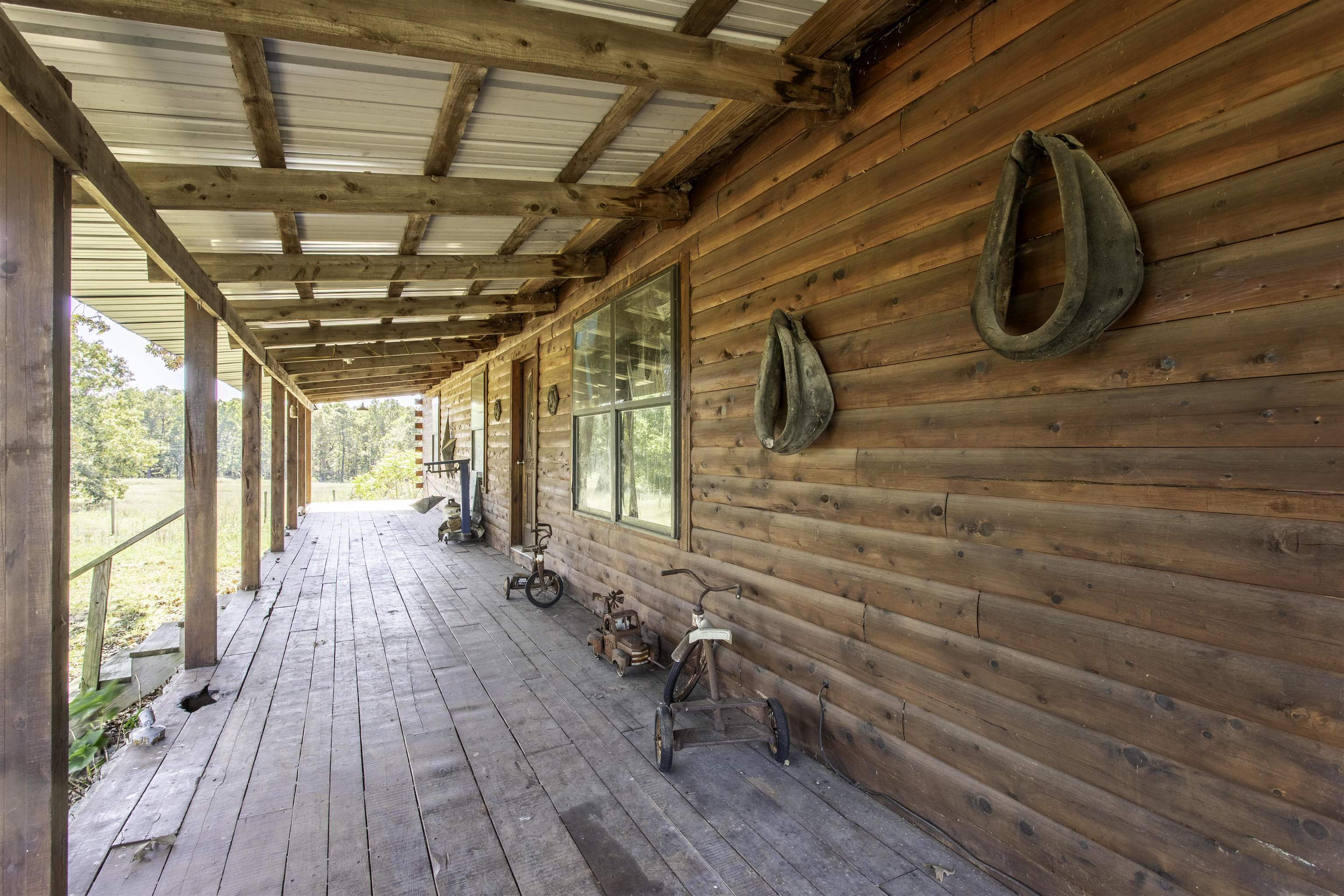 101 Hills Farm Lane Evening Shade, AR 72532