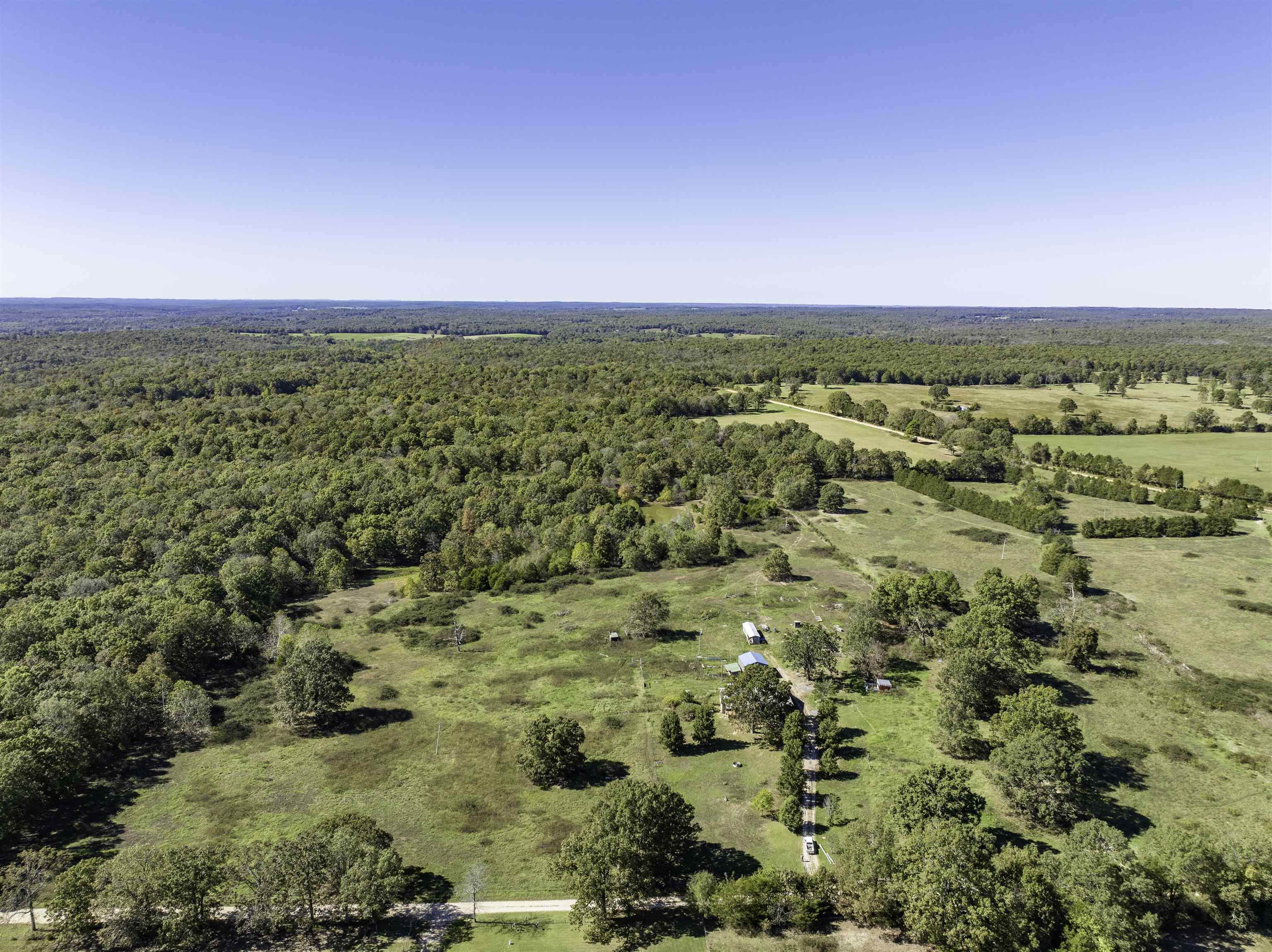 101 Hills Farm Lane Evening Shade, AR 72532