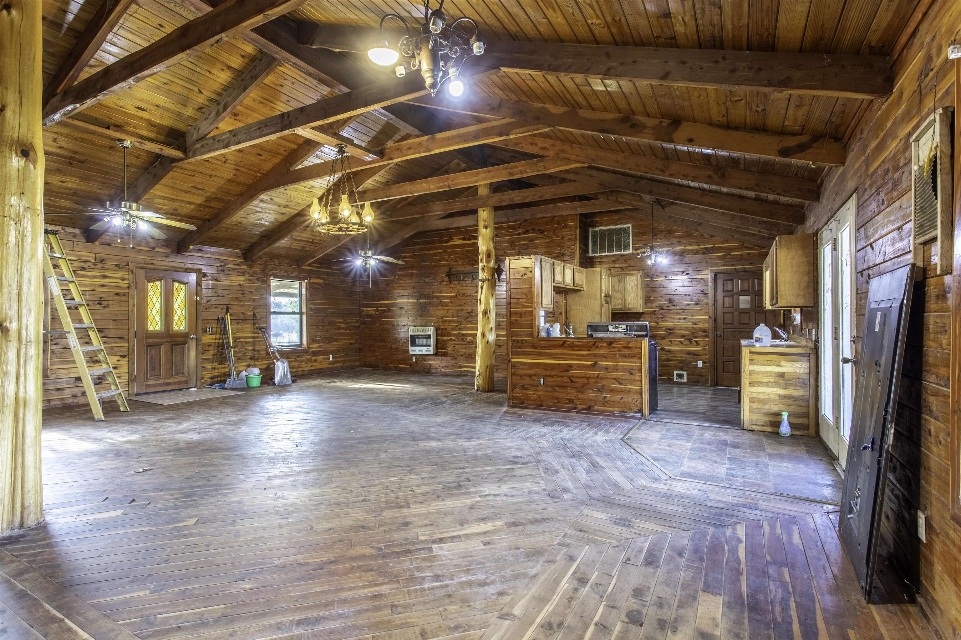 101 Hills Farm Lane Evening Shade, AR 72532