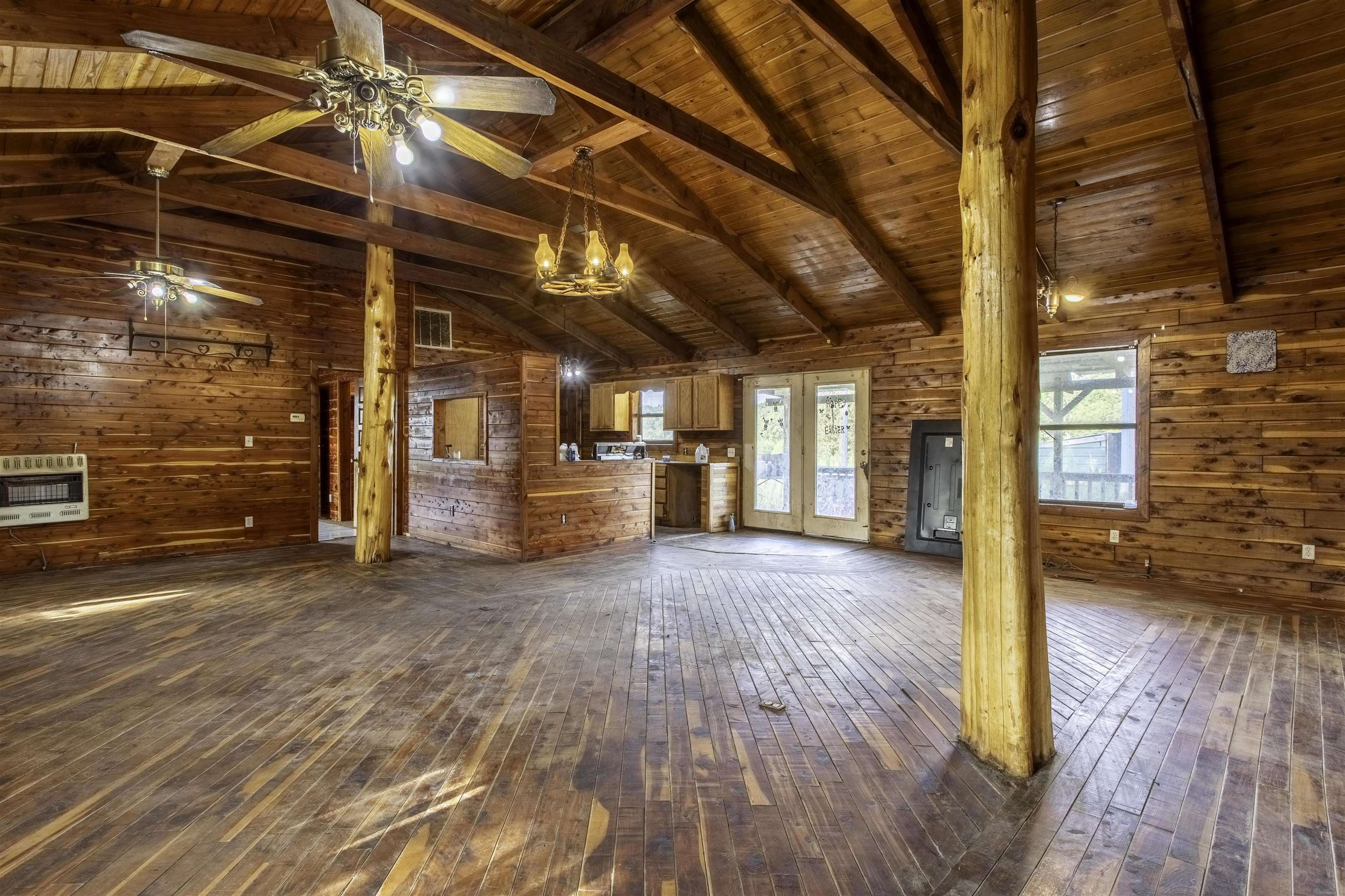 101 Hills Farm Lane Evening Shade, AR 72532