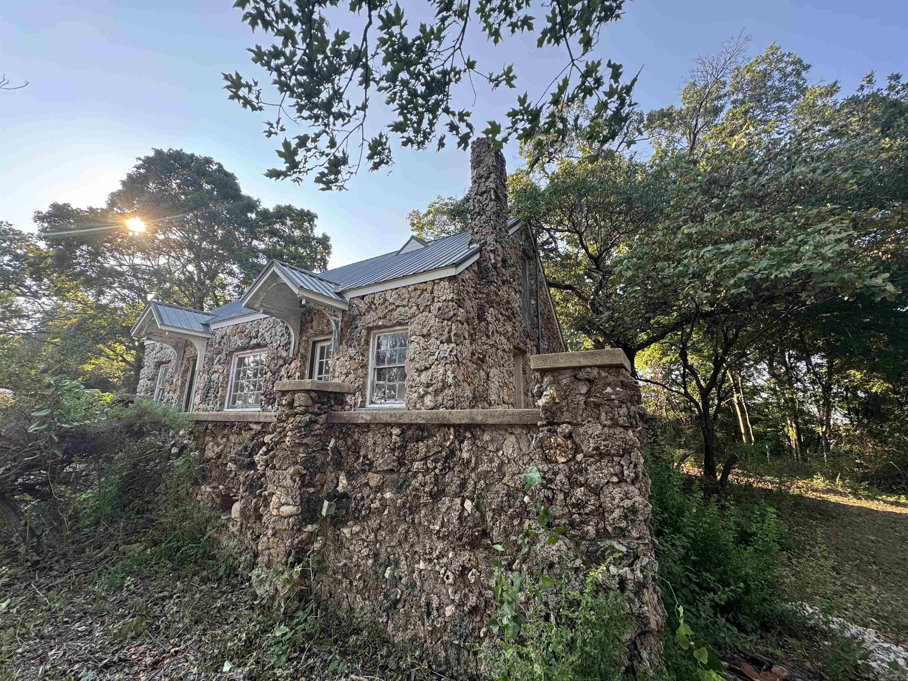 2 Triangle  Southside, AR