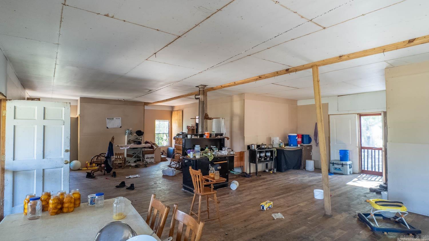 645 County Road 201  Alton, MO