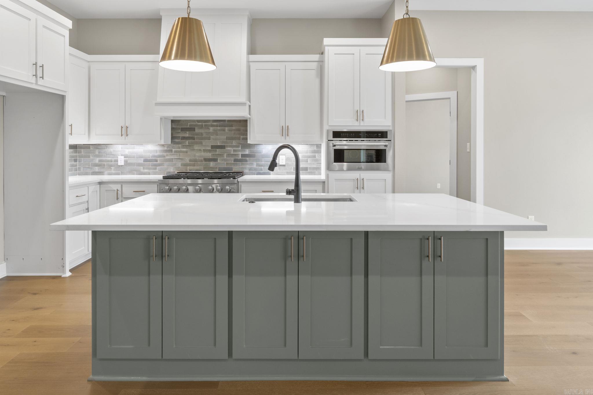 208 Middleton Place  Benton, AR