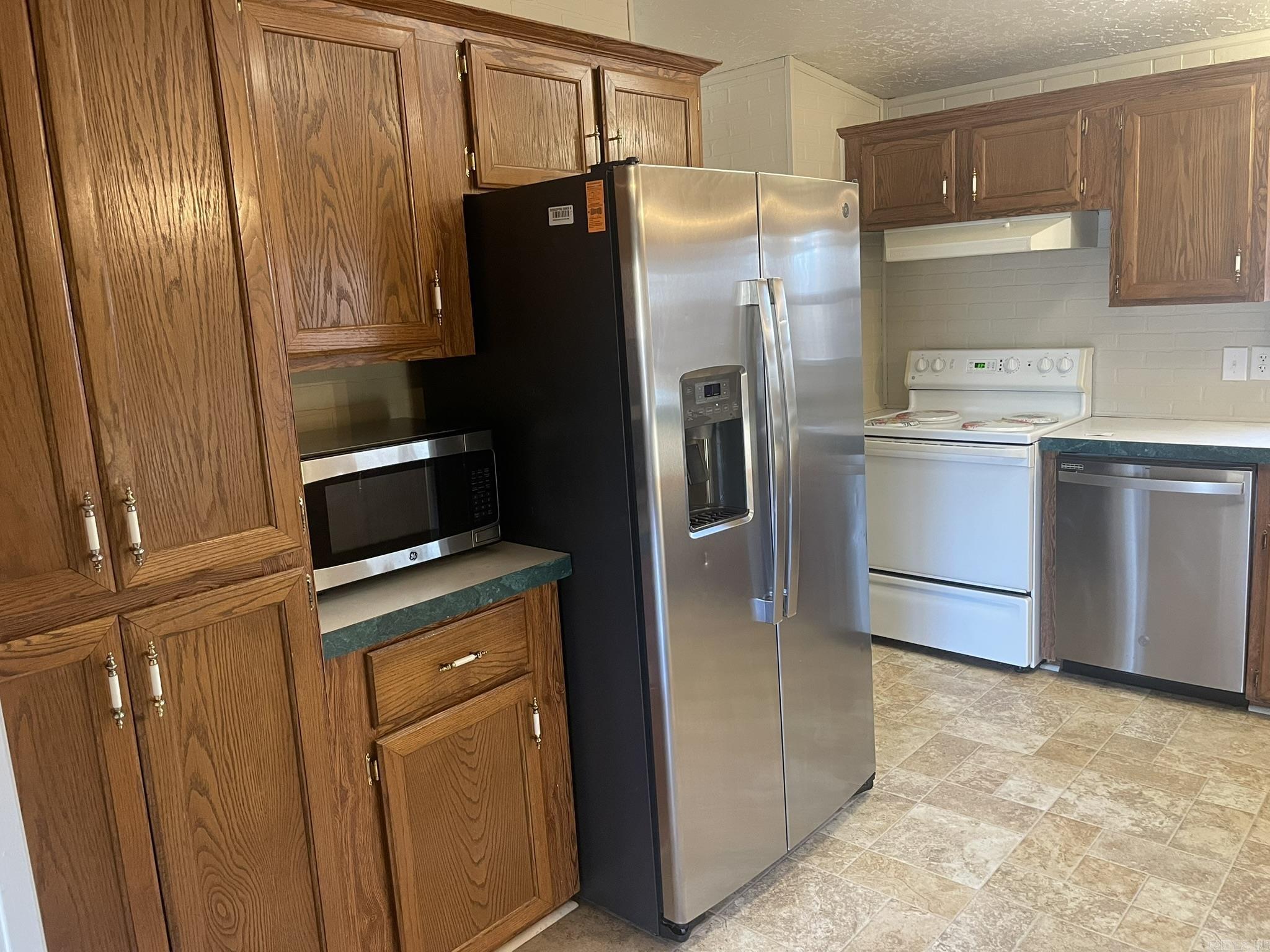 3 Robin Cove Greenbrier, AR 72058