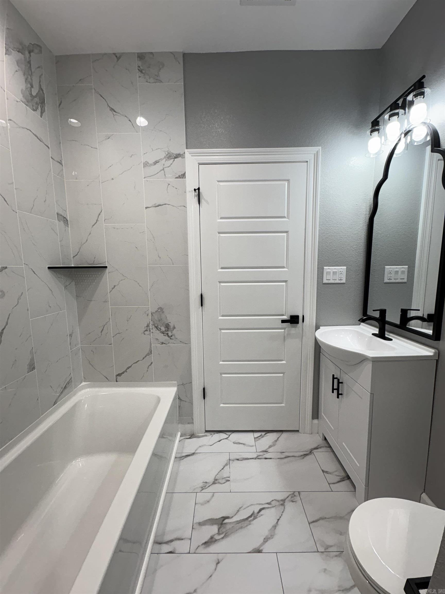 52 ALICANTE Road Hot Springs Village, AR 71909