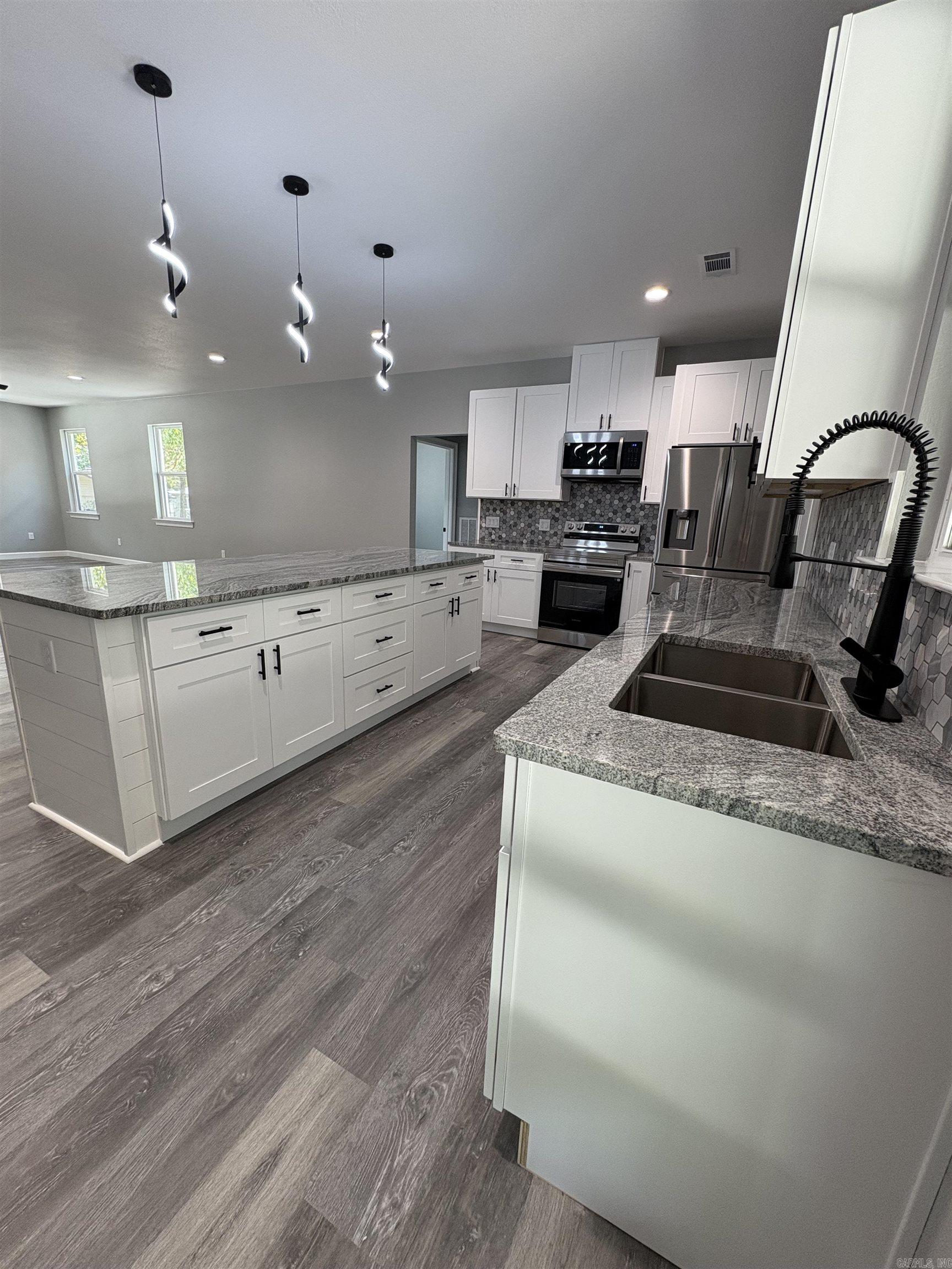 52 ALICANTE Road Hot Springs Village, AR 71909