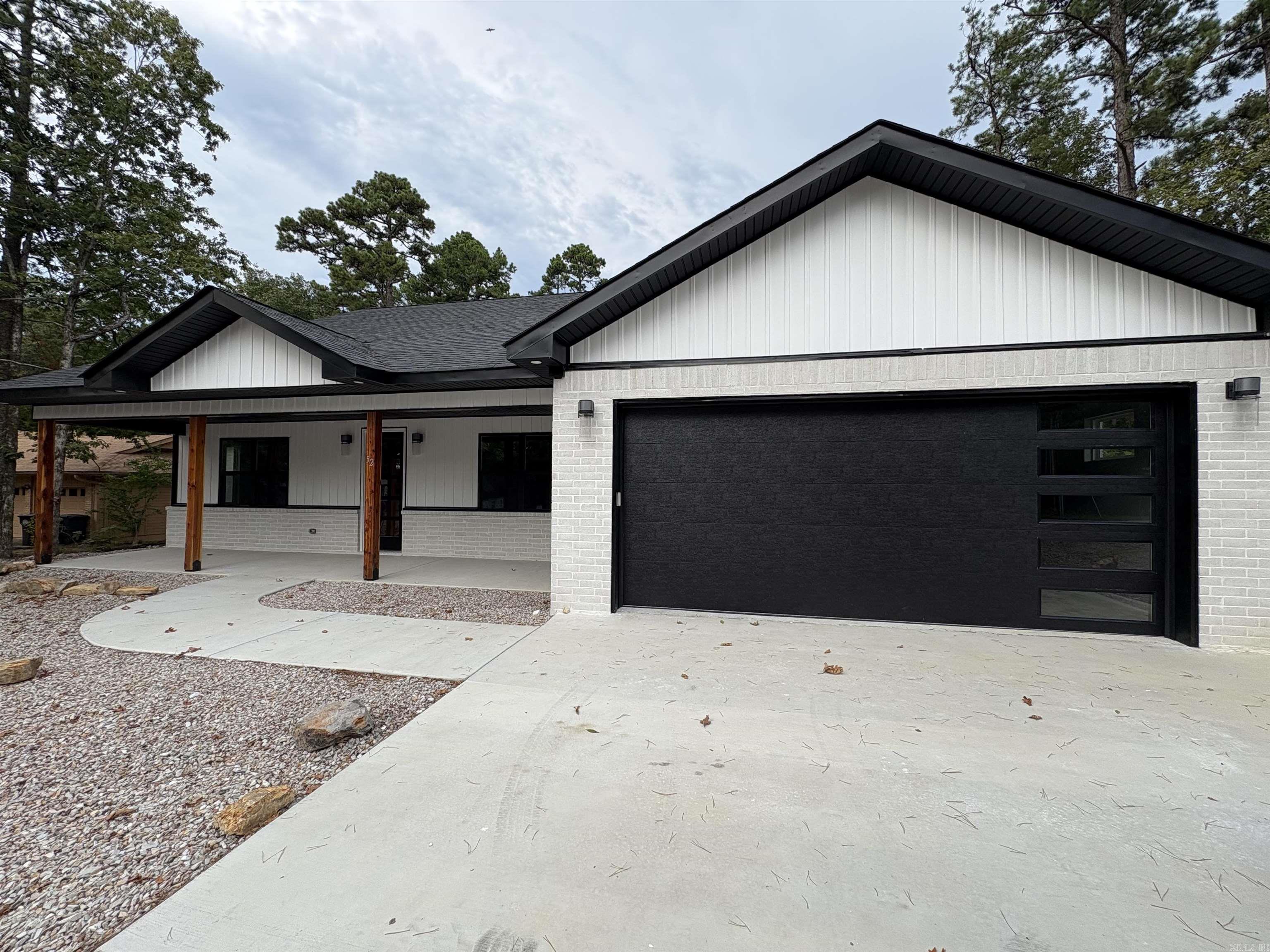 52 ALICANTE Road Hot Springs Village, AR 71909