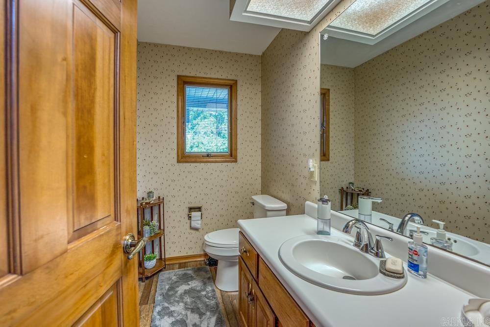 2674 MC 7055 Flippin, AR 72634