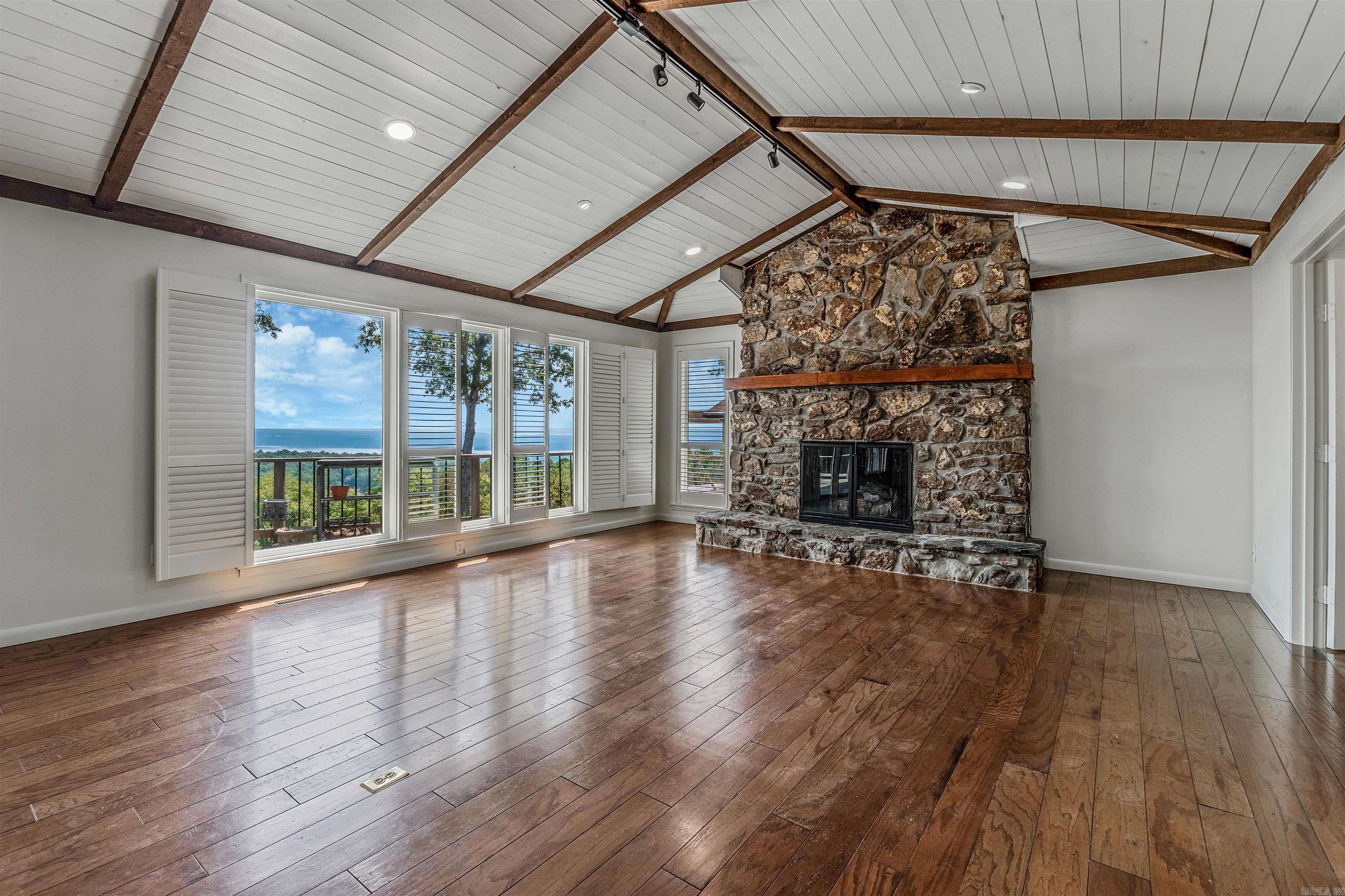 265 Pine Hill Road  Fairfield Bay, AR