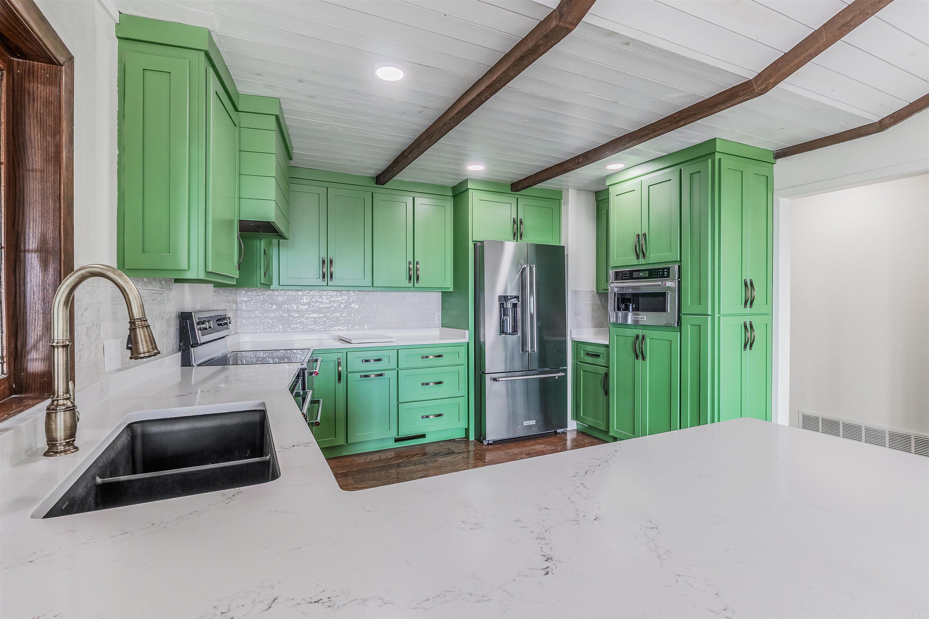 265 Pine Hill Road  Fairfield Bay, AR