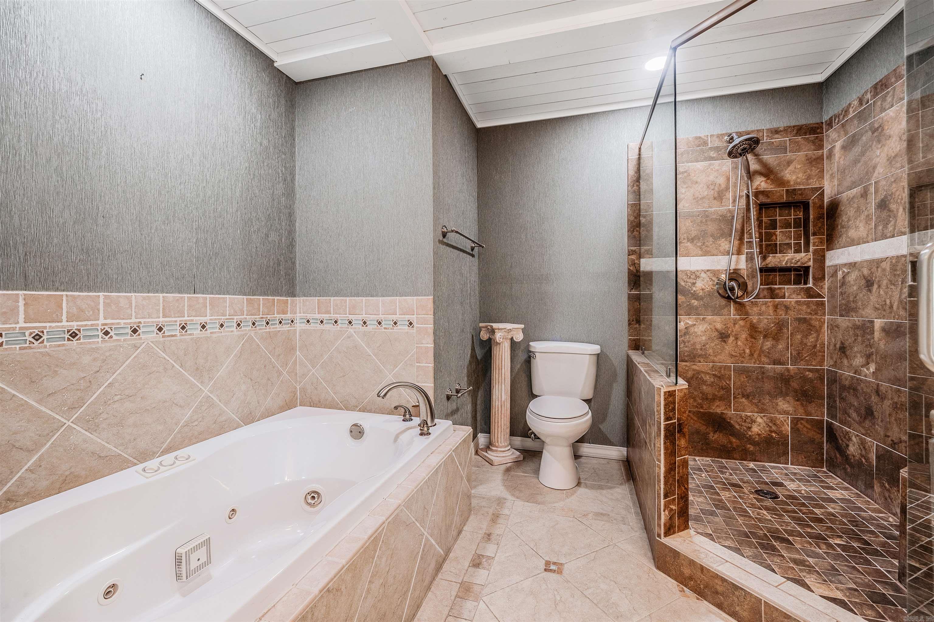 265 Pine Hill Road  Fairfield Bay, AR