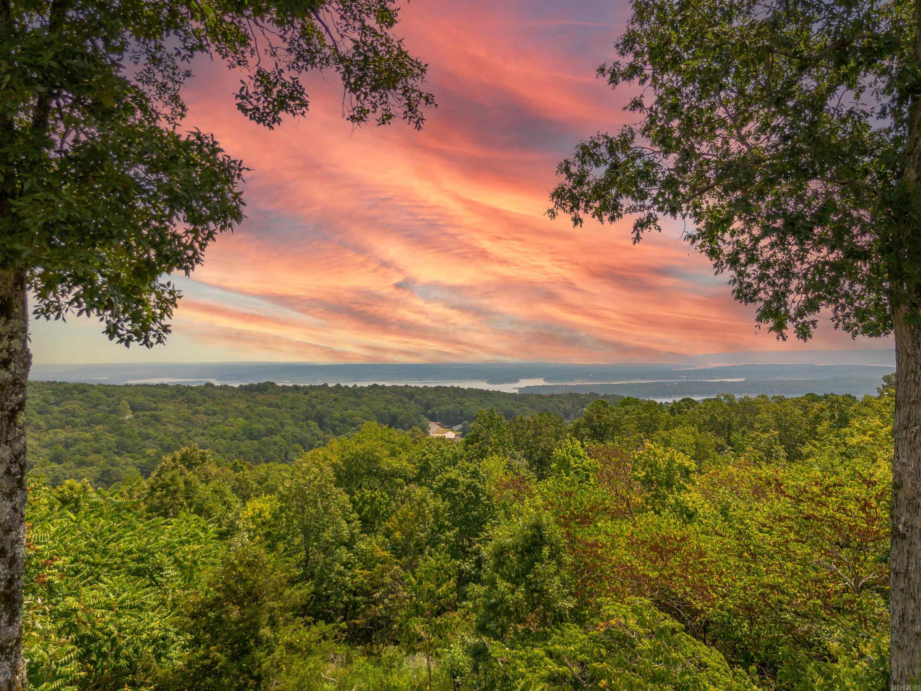 265 Pine Hill Road  Fairfield Bay, AR