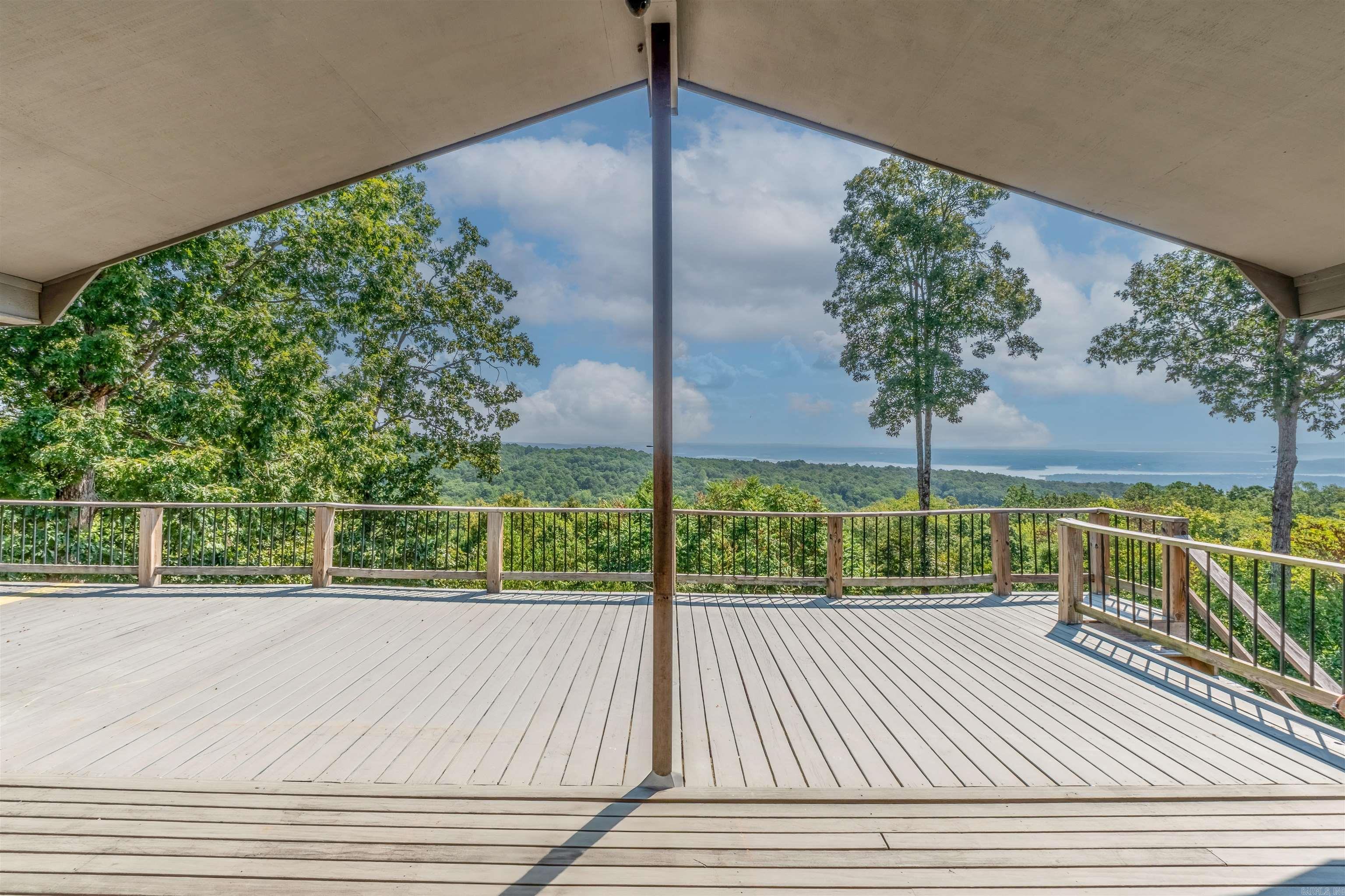 265 Pine Hill Road  Fairfield Bay, AR