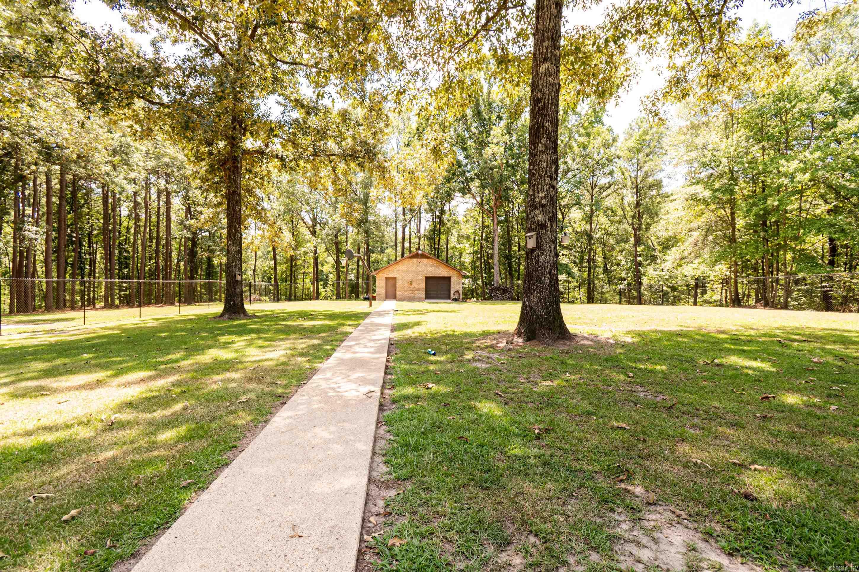 183 Southwood Dr Camden, AR 71701