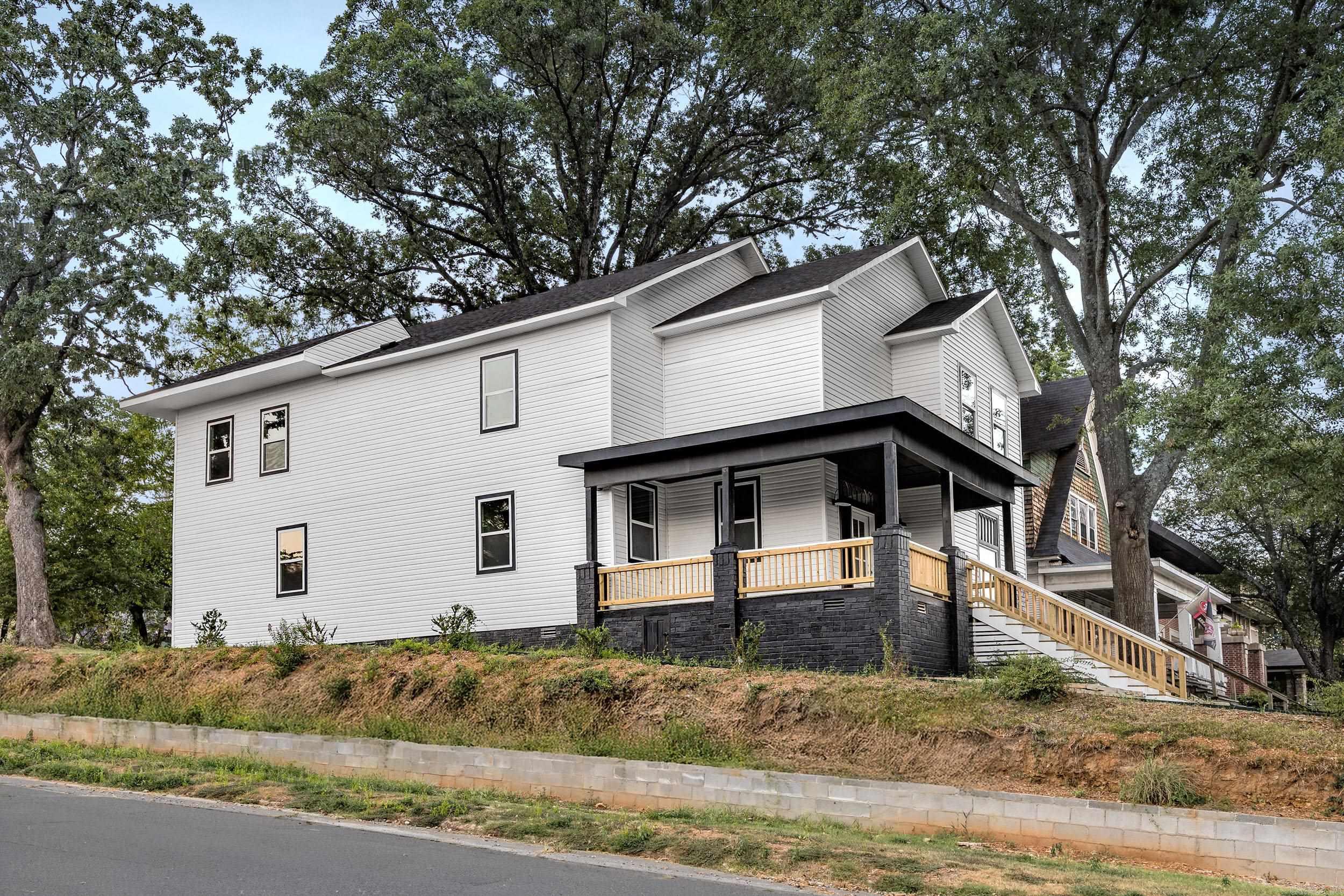 2522 Broadway Street Little Rock, AR 72202