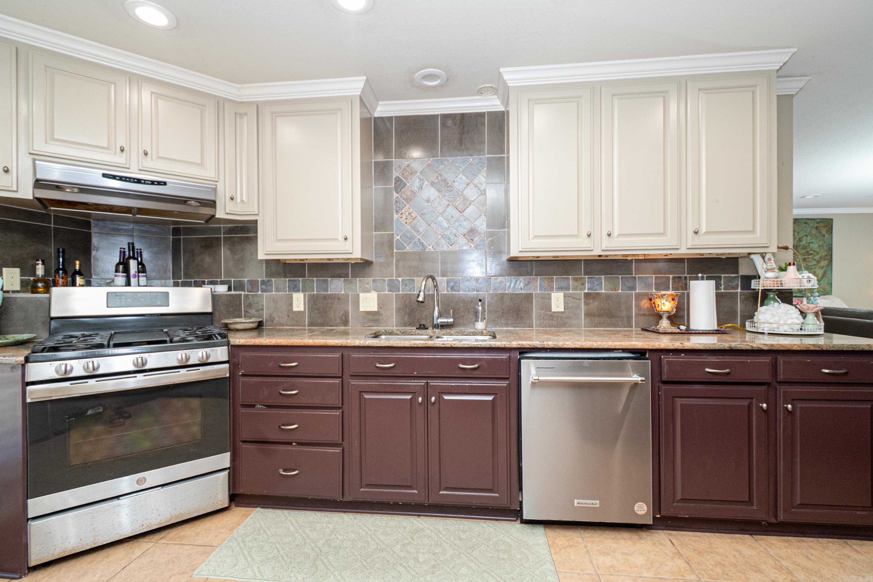 1225 Briarwood Dr El Dorado, AR 71730