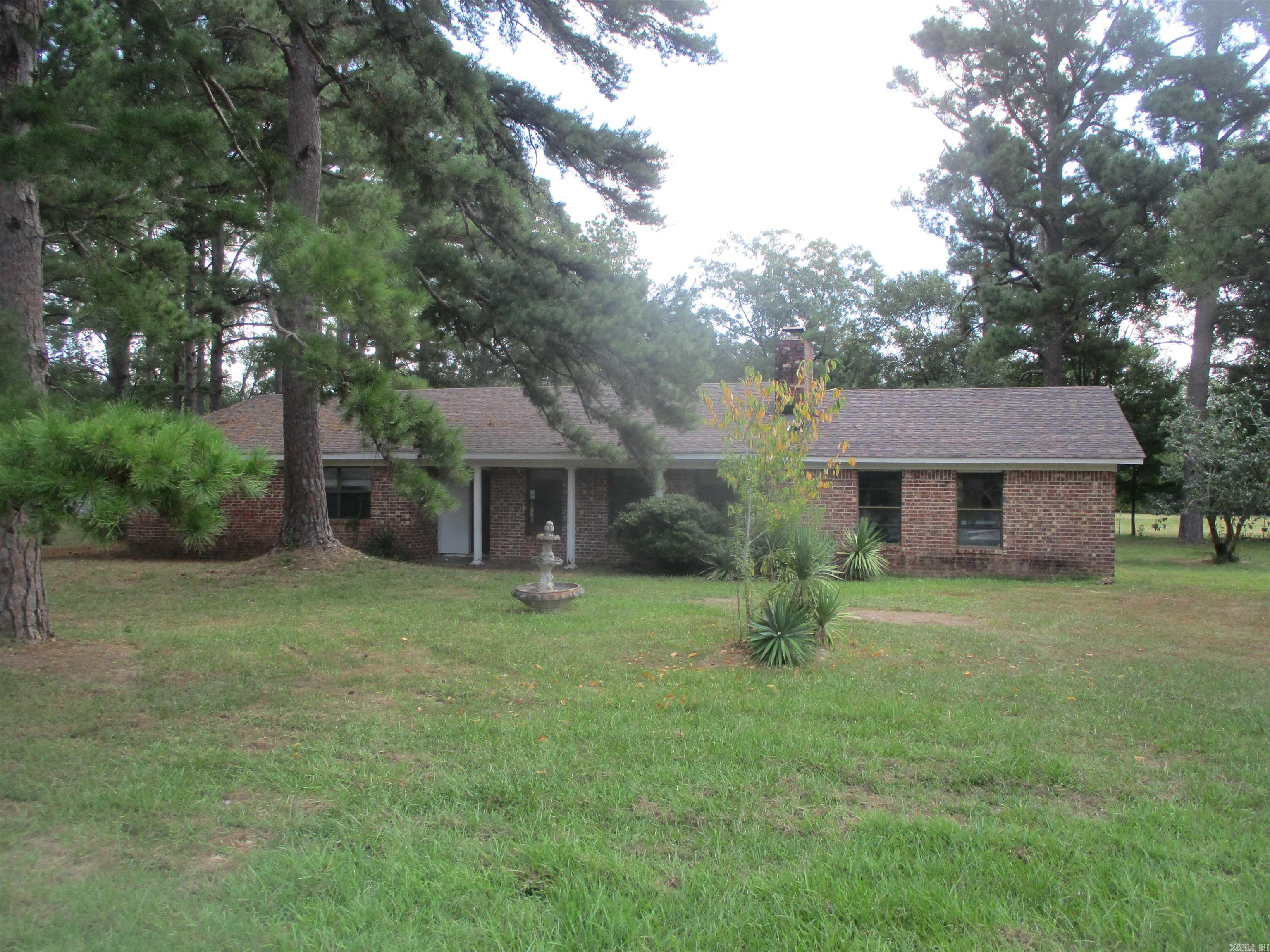 2611  Hixon  Pine Bluff, AR