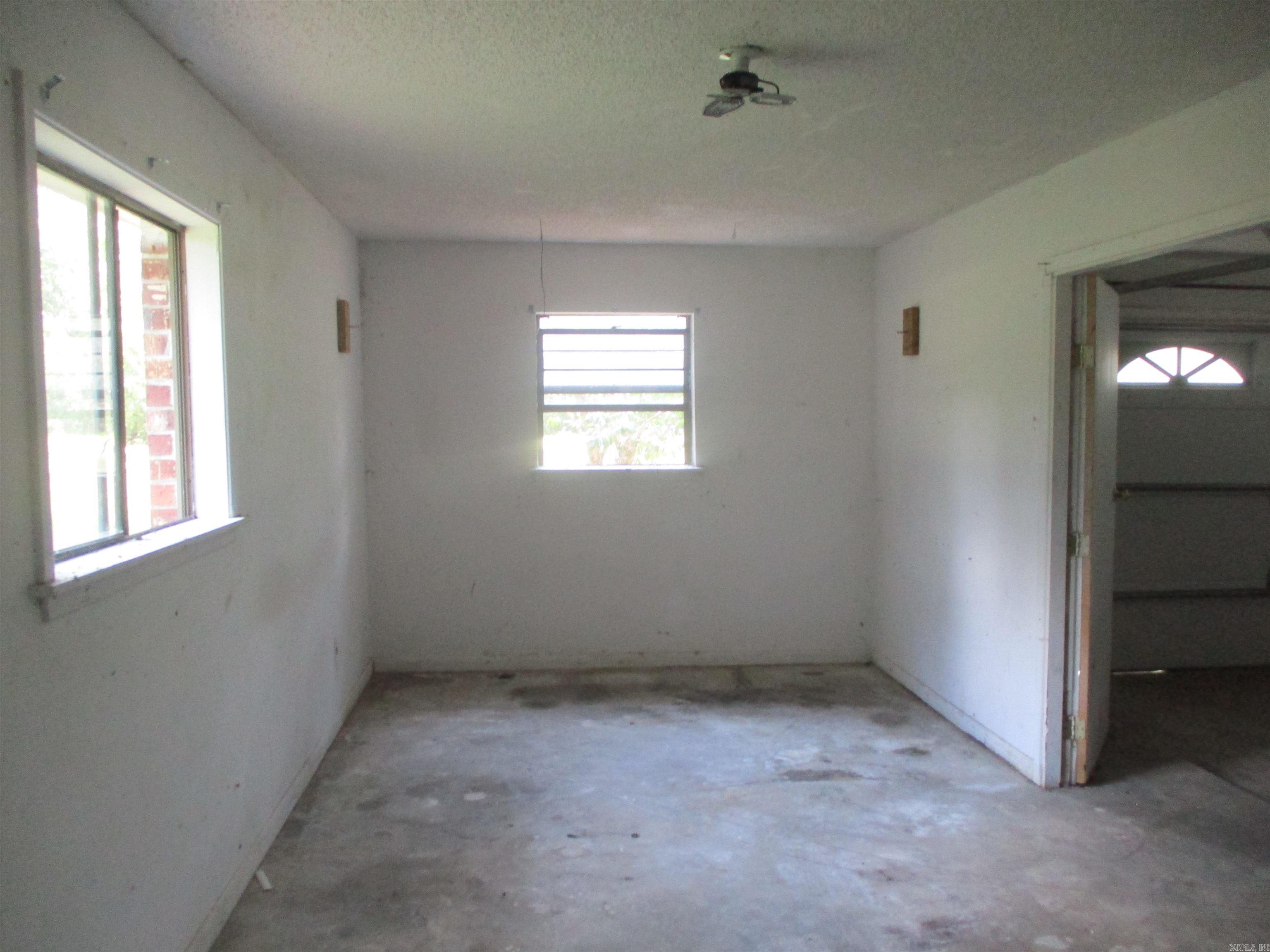 2611 Hixon  Pine Bluff, AR