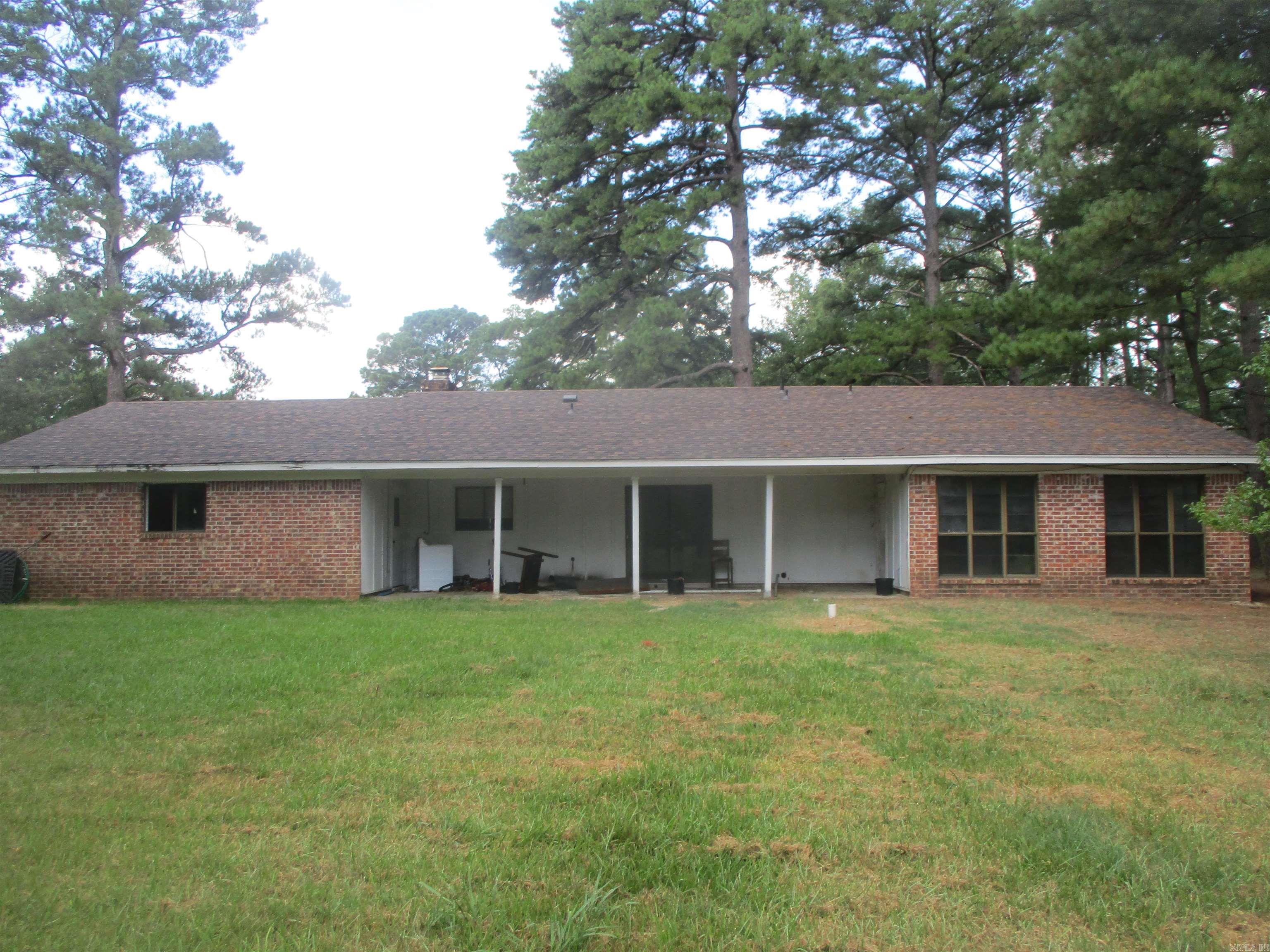 2611 Hixon  Pine Bluff, AR