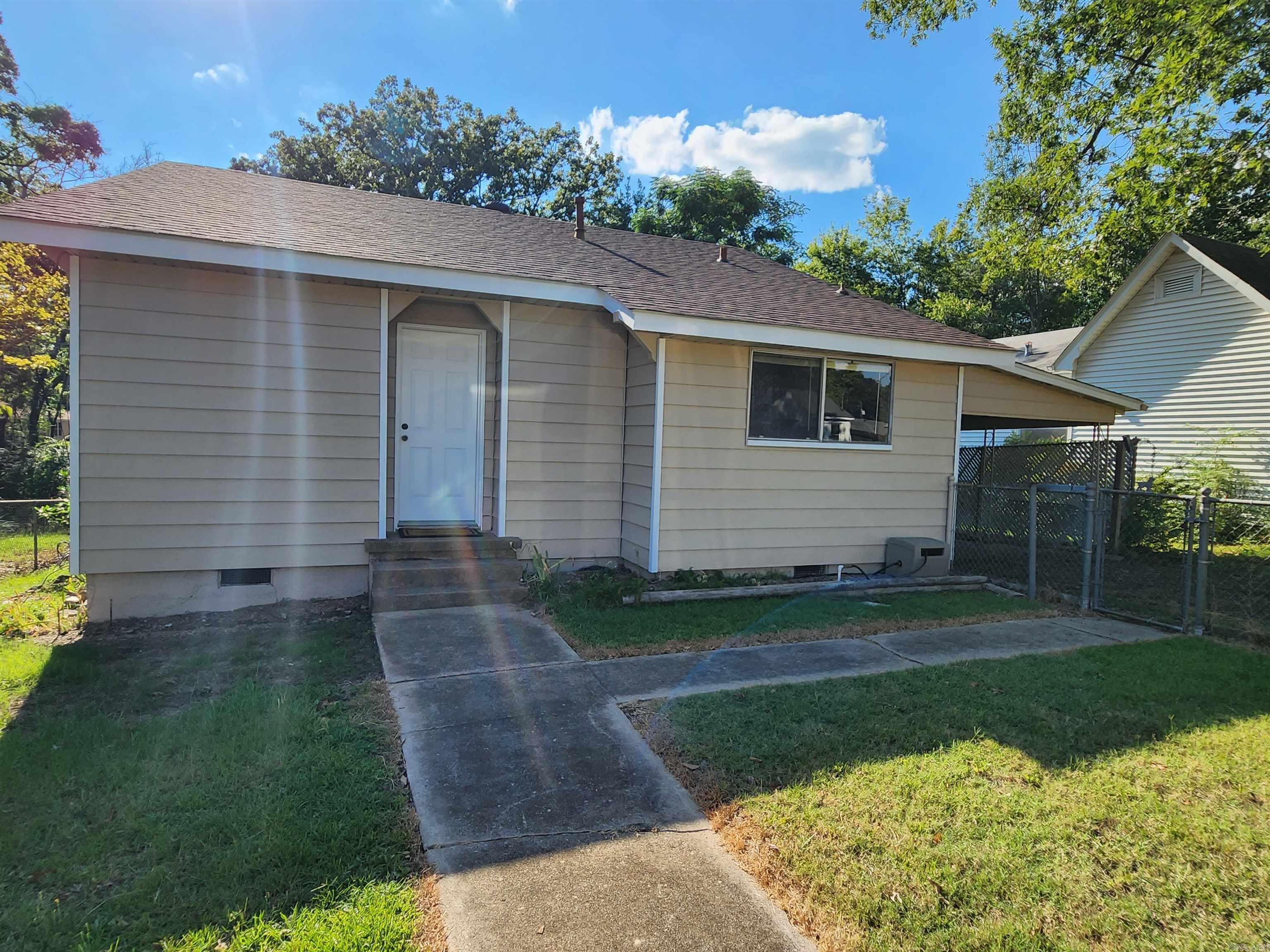 108 Chitwood St  Hot Springs, AR