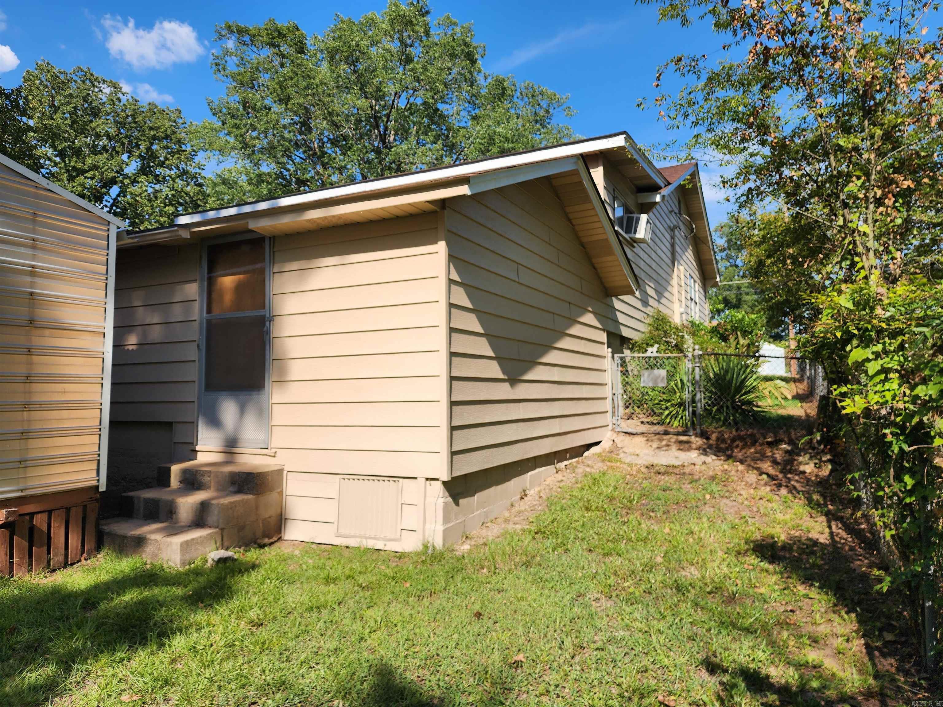 108 Chitwood St  Hot Springs, AR