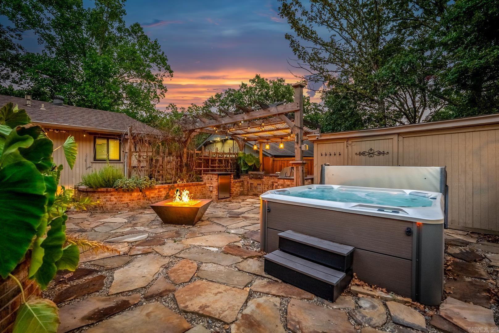 2704 Wentwood Valley Drive Little Rock, AR 72212