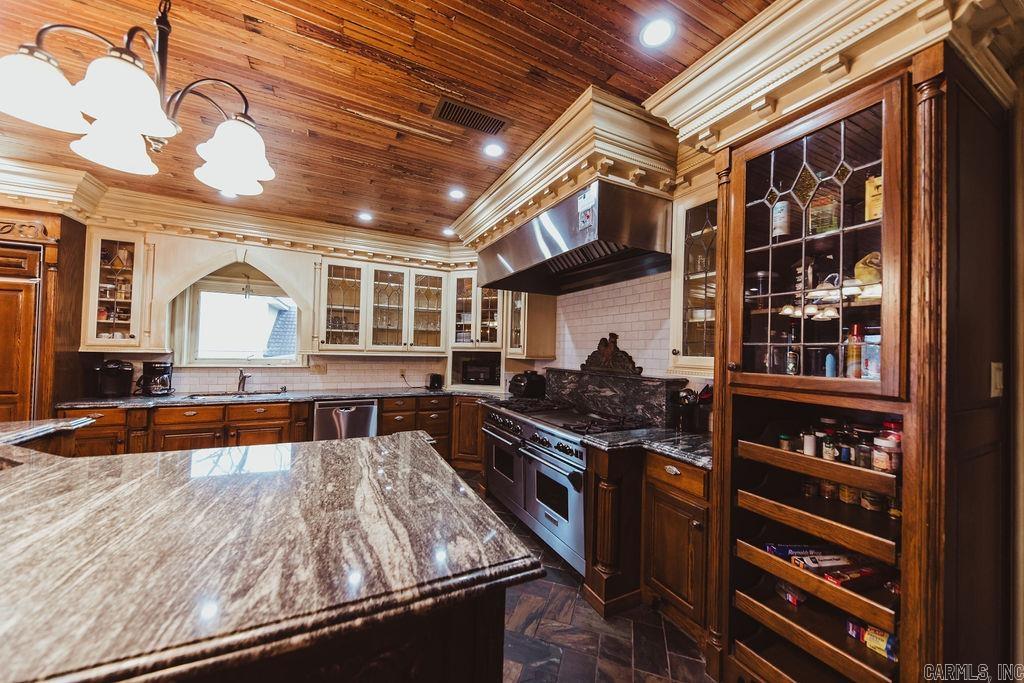 201 Lazy Lane Hot Springs National Park, AR 71913