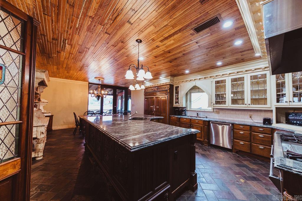 201 Lazy Lane Hot Springs National Park, AR 71913