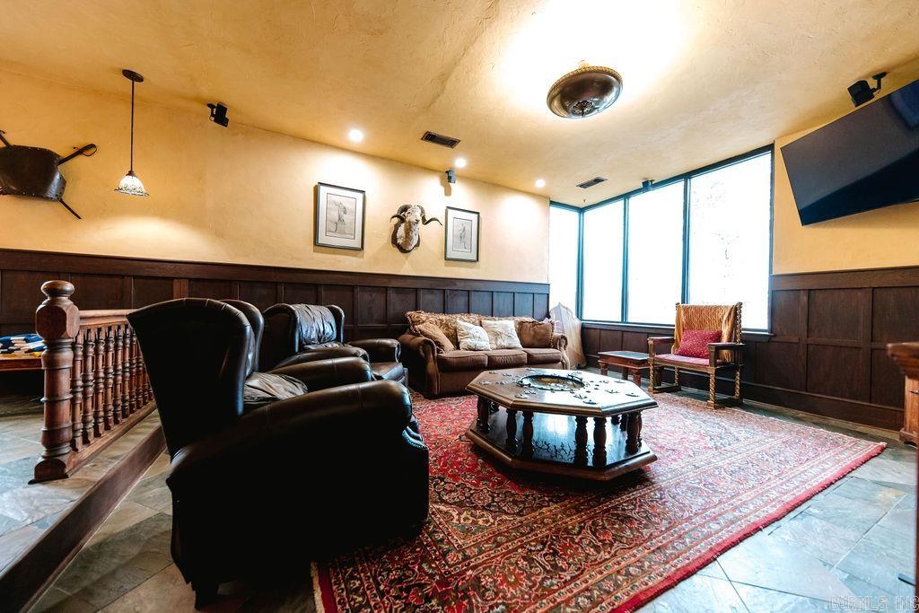 201 Lazy Lane Hot Springs National Park, AR 71913