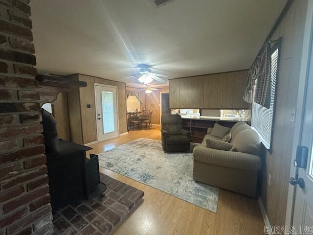 718 N Barnes St  Lonoke, AR