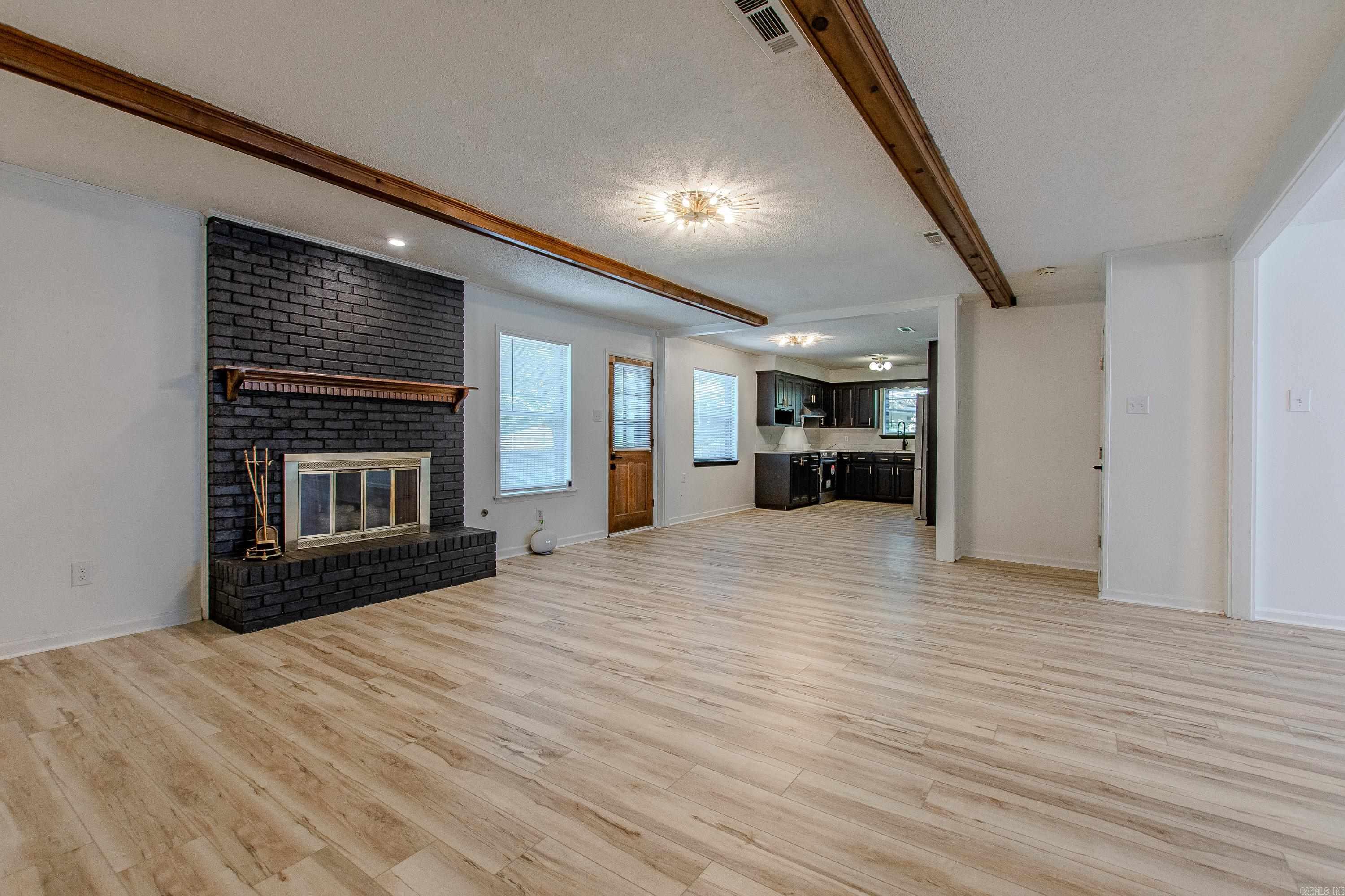 11808 Saint Charles Blvd Little Rock, AR 72211