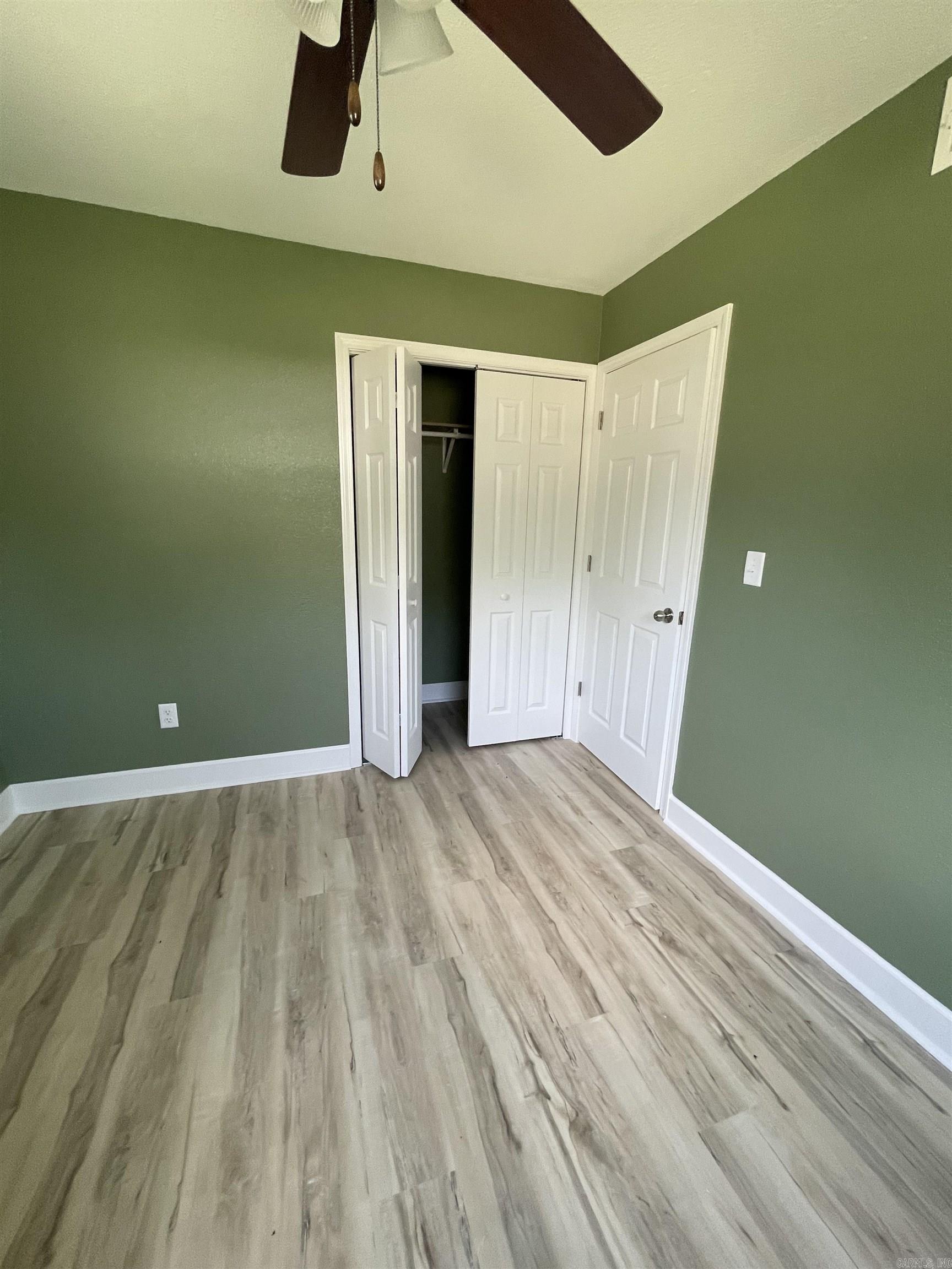 617 N 35th Ozark, AR 72949