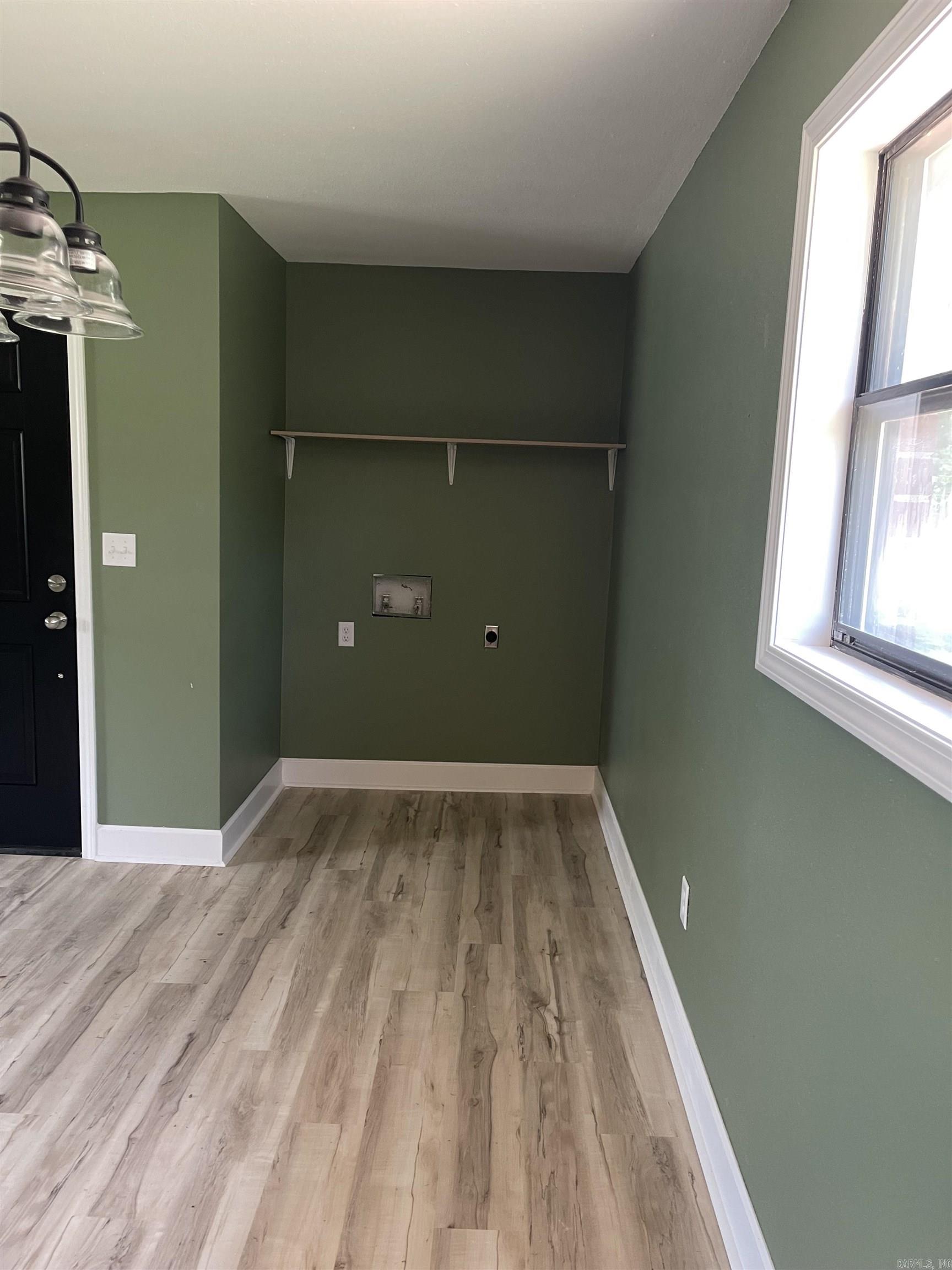 617 N 35th Ozark, AR 72949