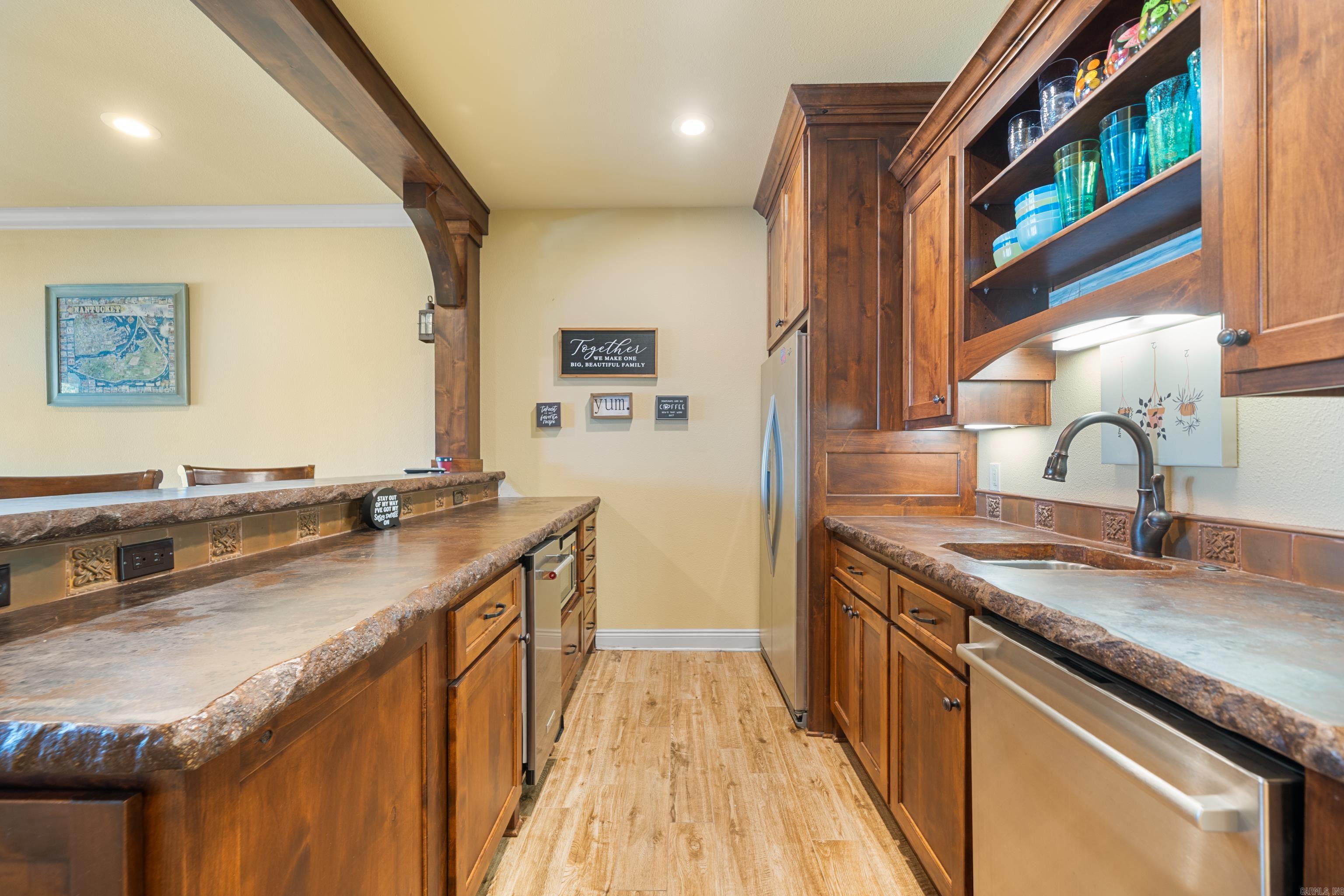 225 Water Oak  Hot Springs, AR