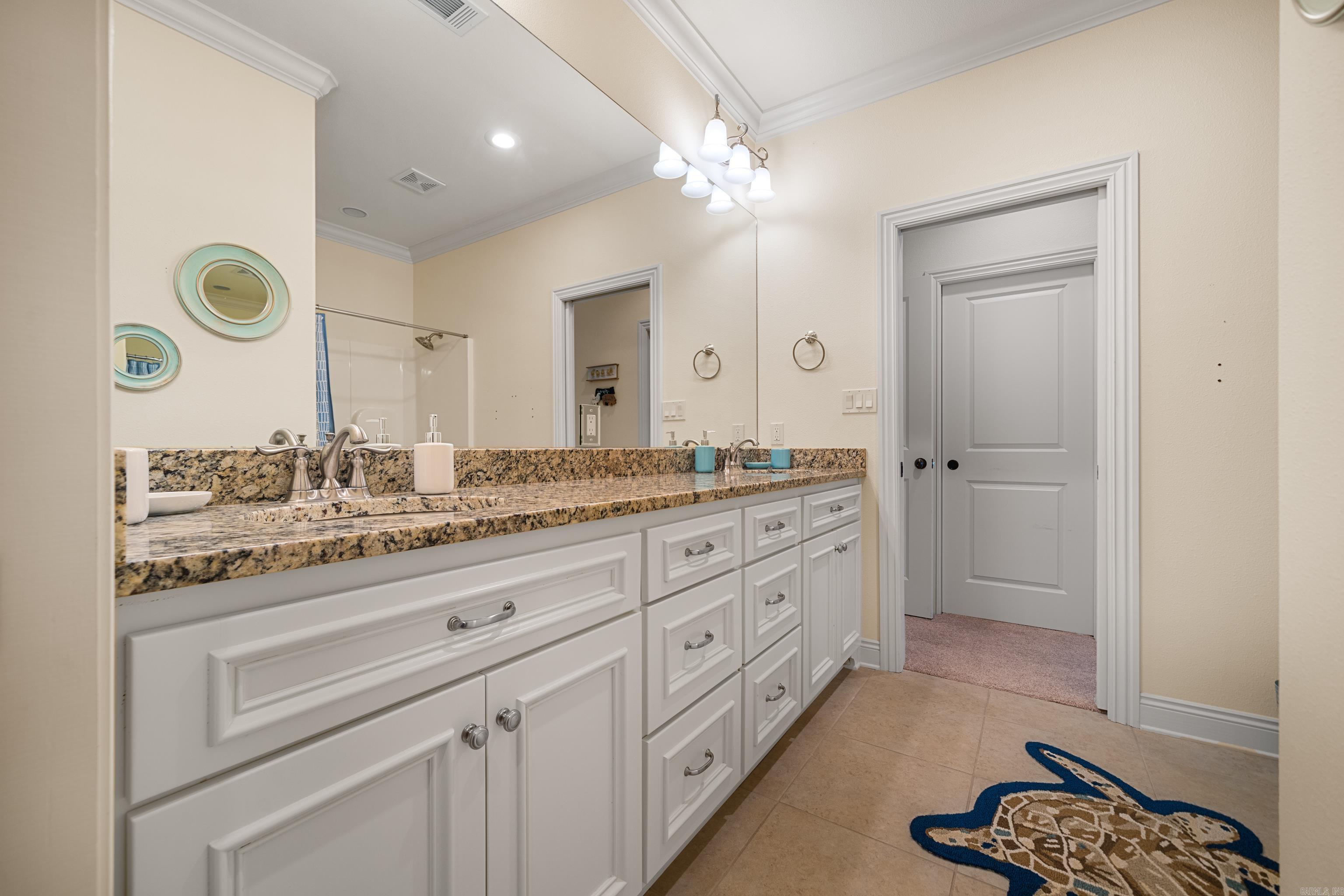 225 Water Oak  Hot Springs, AR