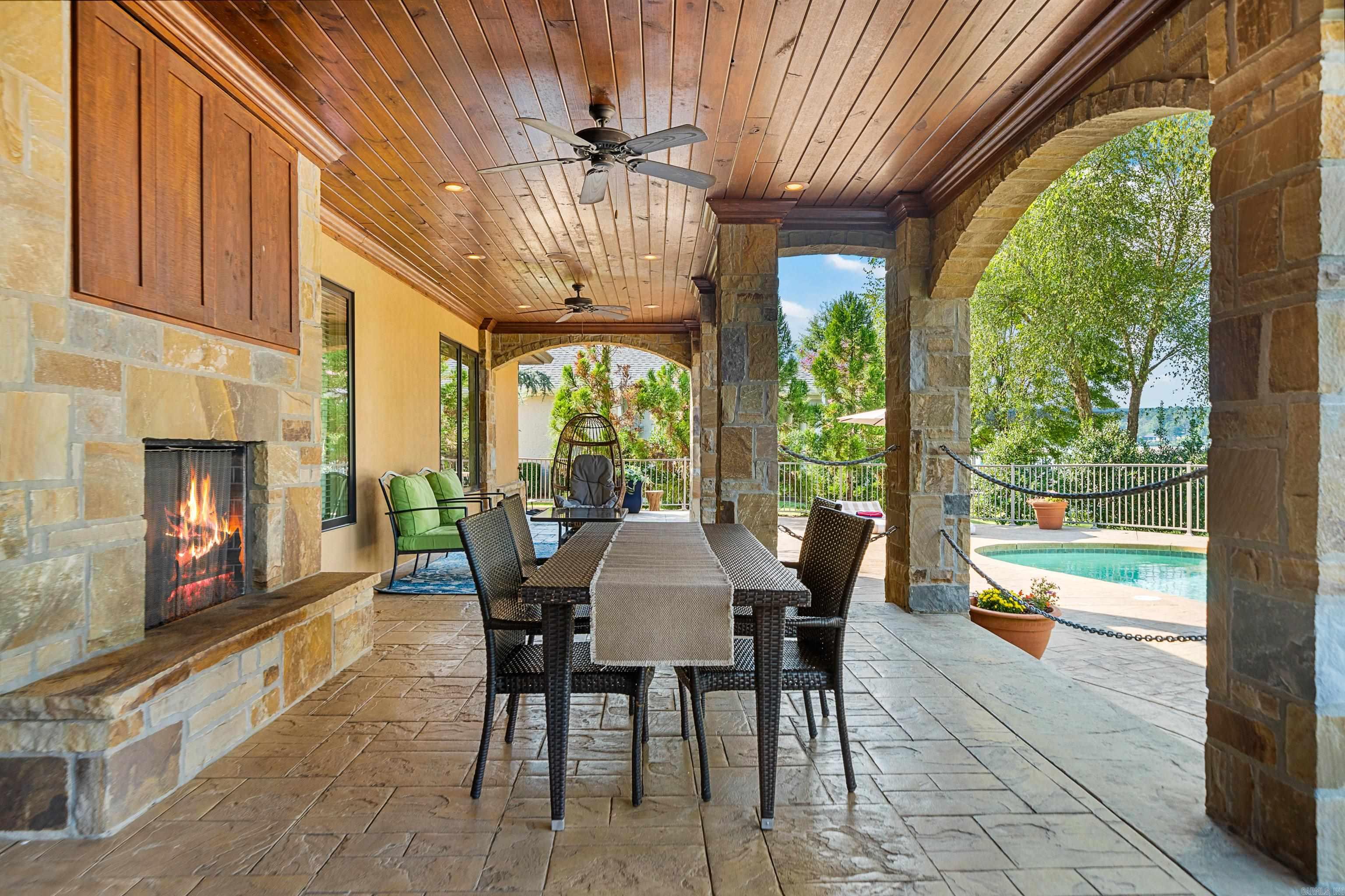 225 Water Oak  Hot Springs, AR