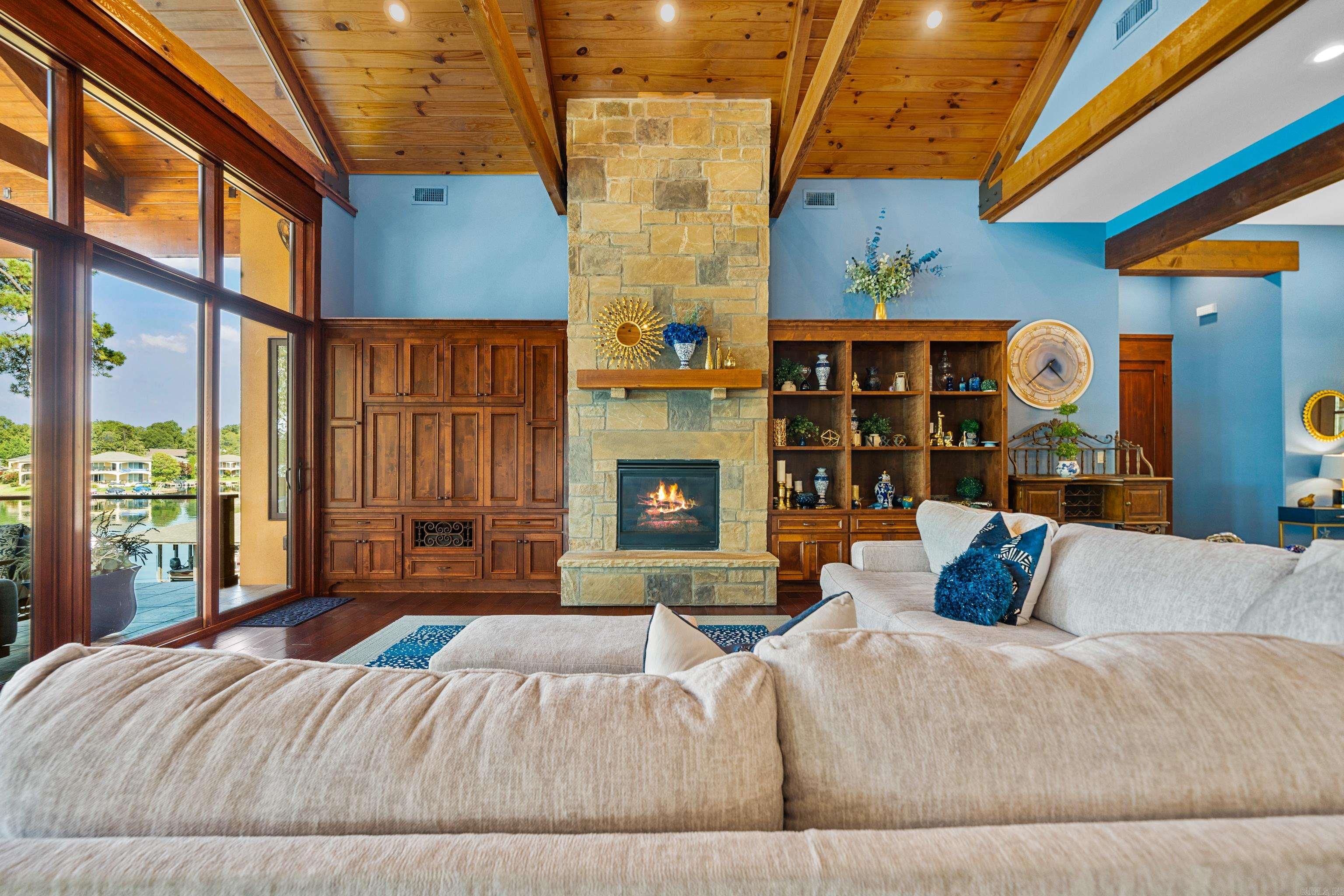 225 Water Oak  Hot Springs, AR