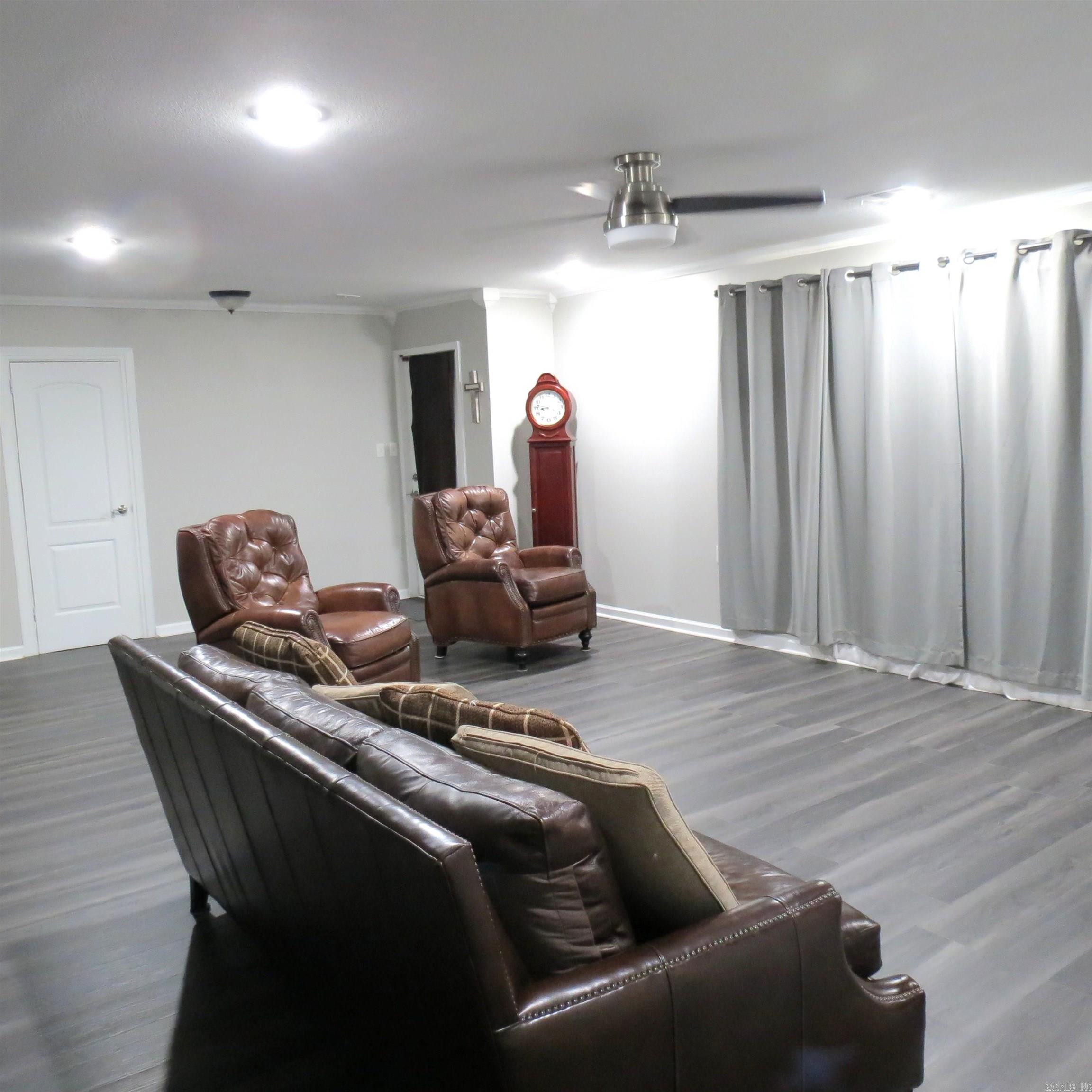 8227 Sulphur Springs Road Pine Bluff, AR 71603