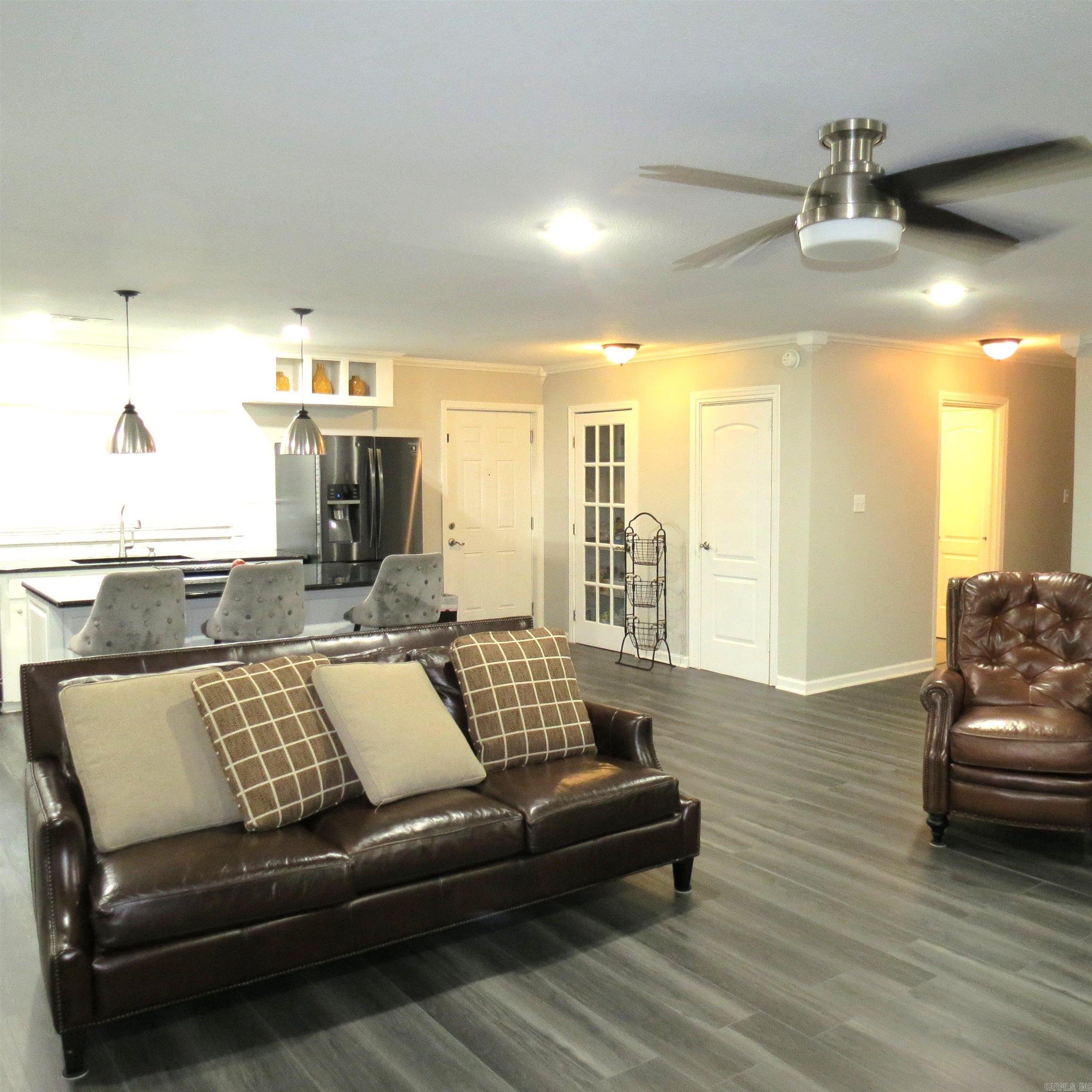 8227 Sulphur Springs Road Pine Bluff, AR 71603