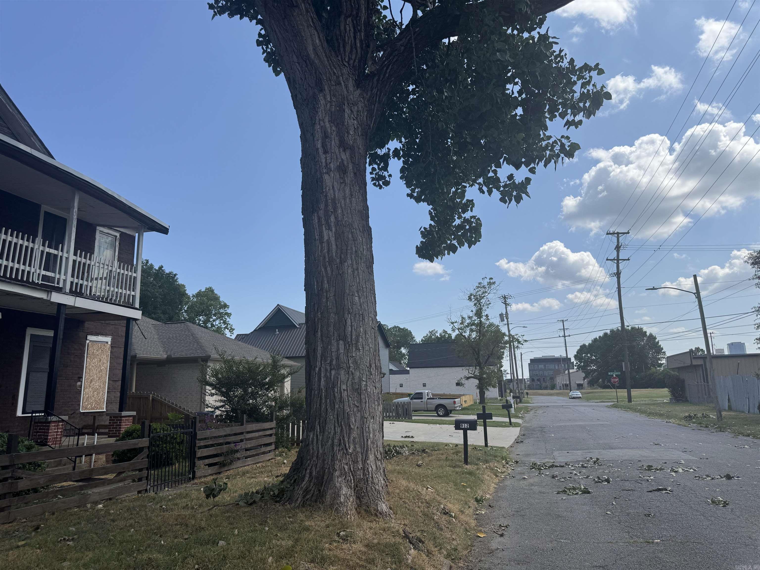 912 N Poplar Street North Little Rock, AR 72114