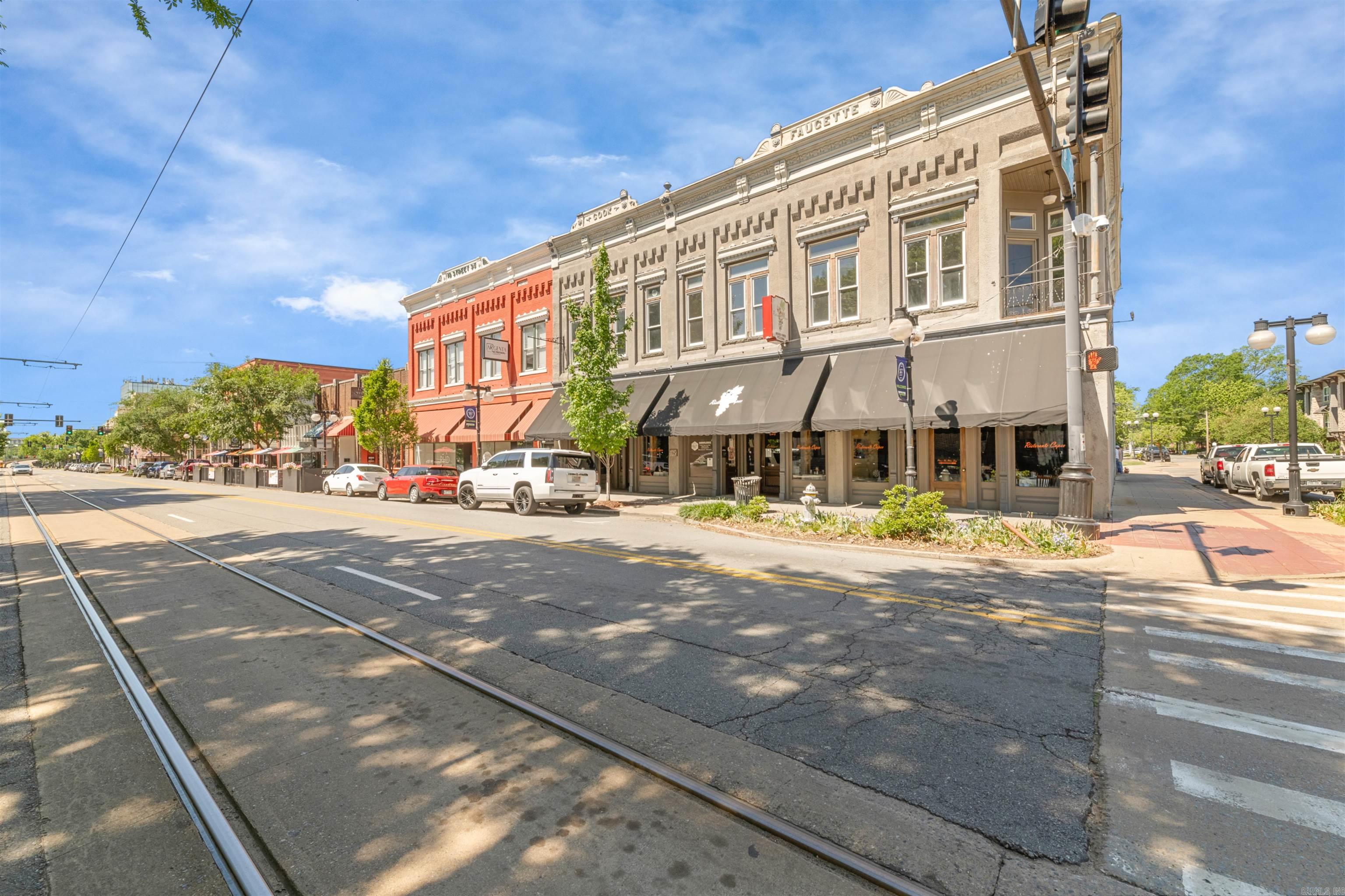 912 N Poplar Street North Little Rock, AR 72114