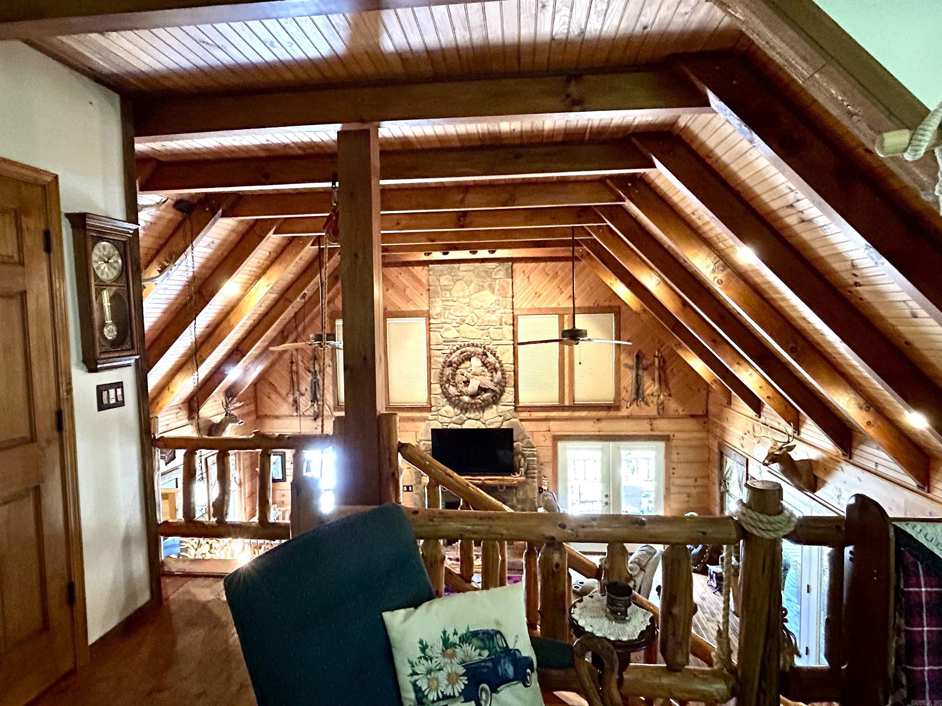 540 Lick Fork Dr Mountain View, AR 72560